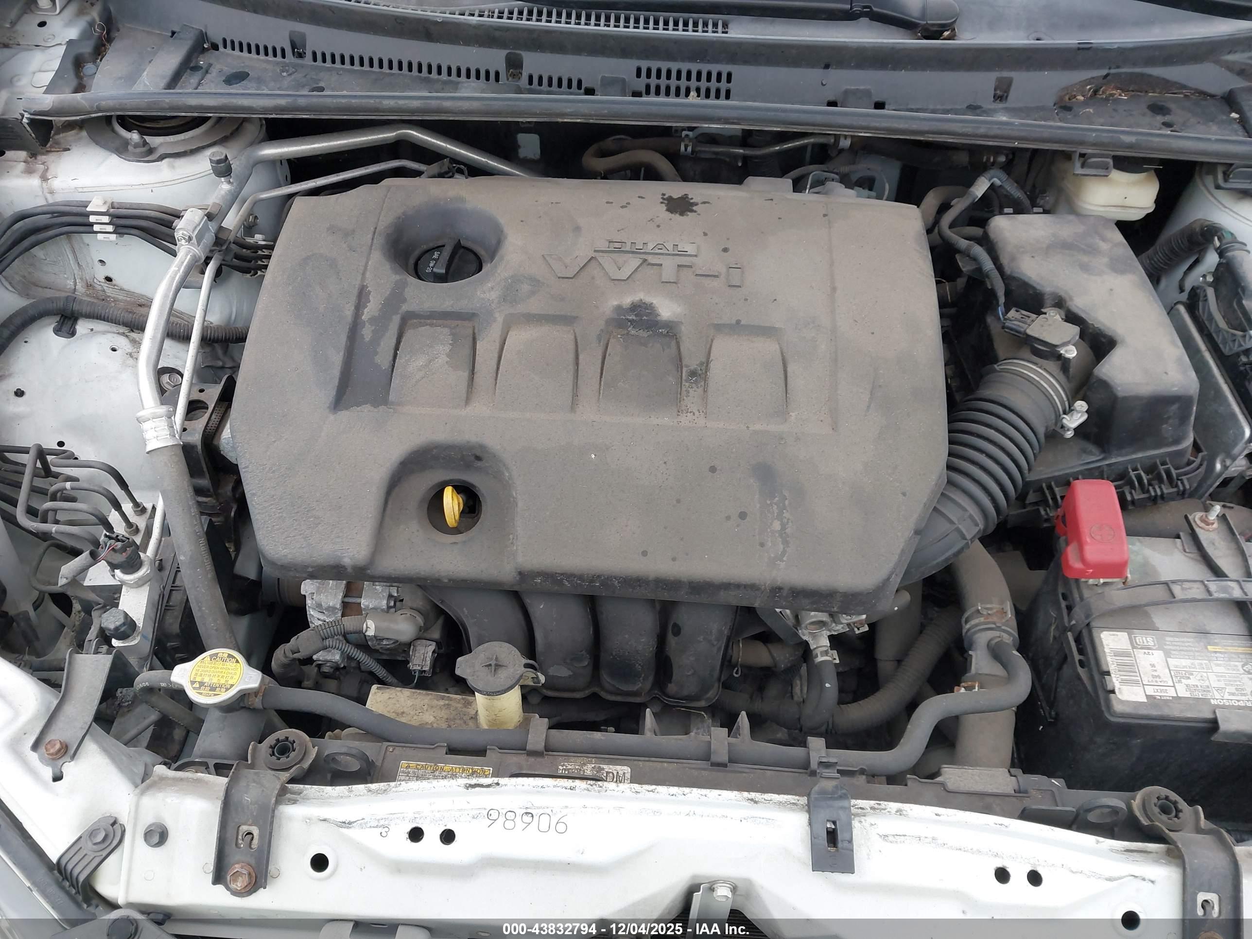 TOYOTA COROLLA image 10