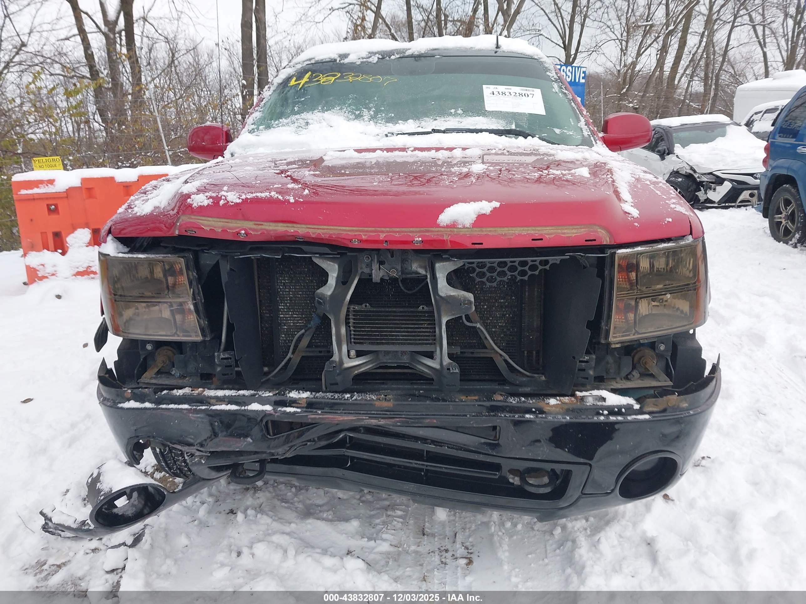 GMC SIERRA image 6