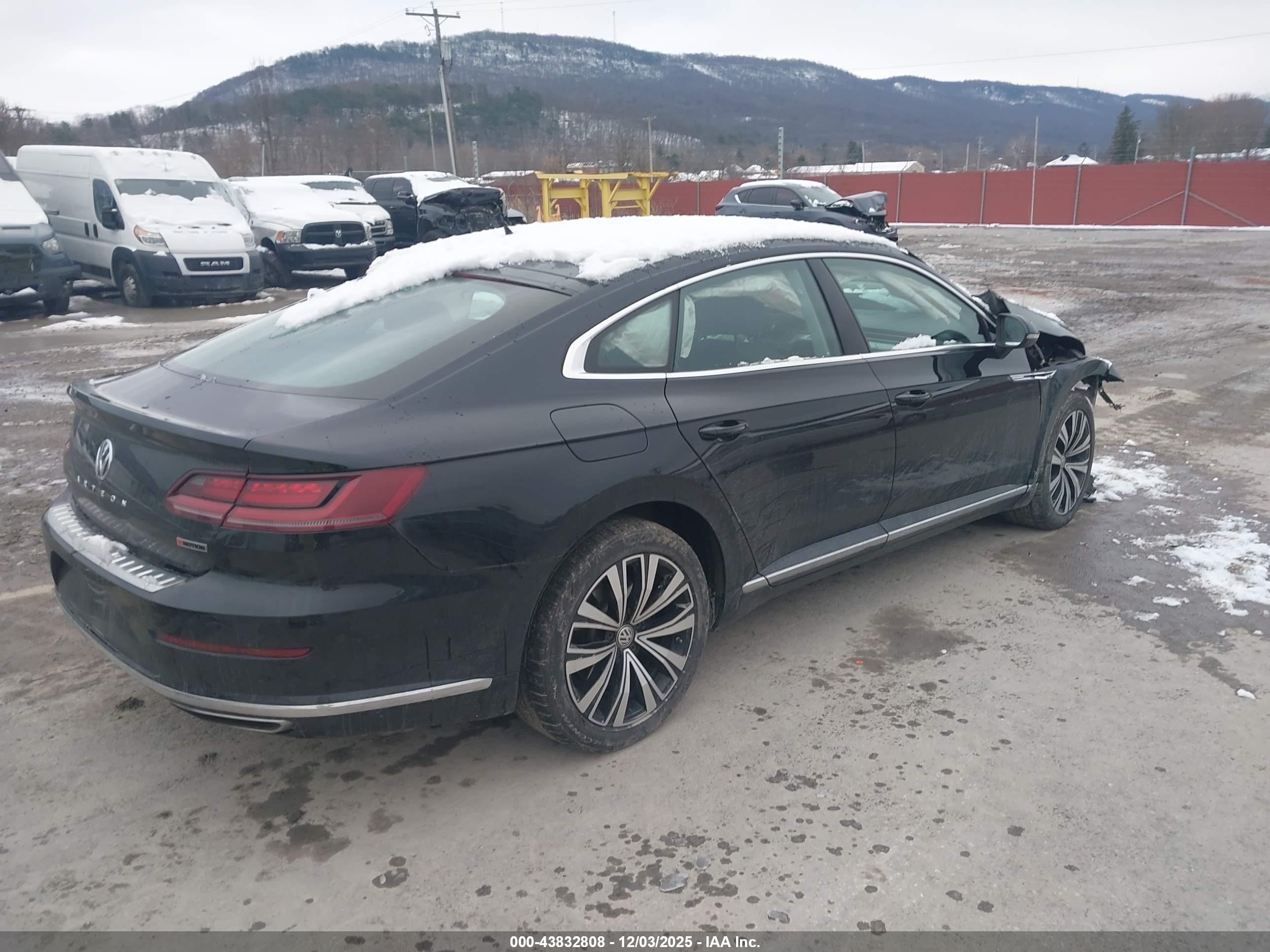 VOLKSWAGEN ARTEON image 4