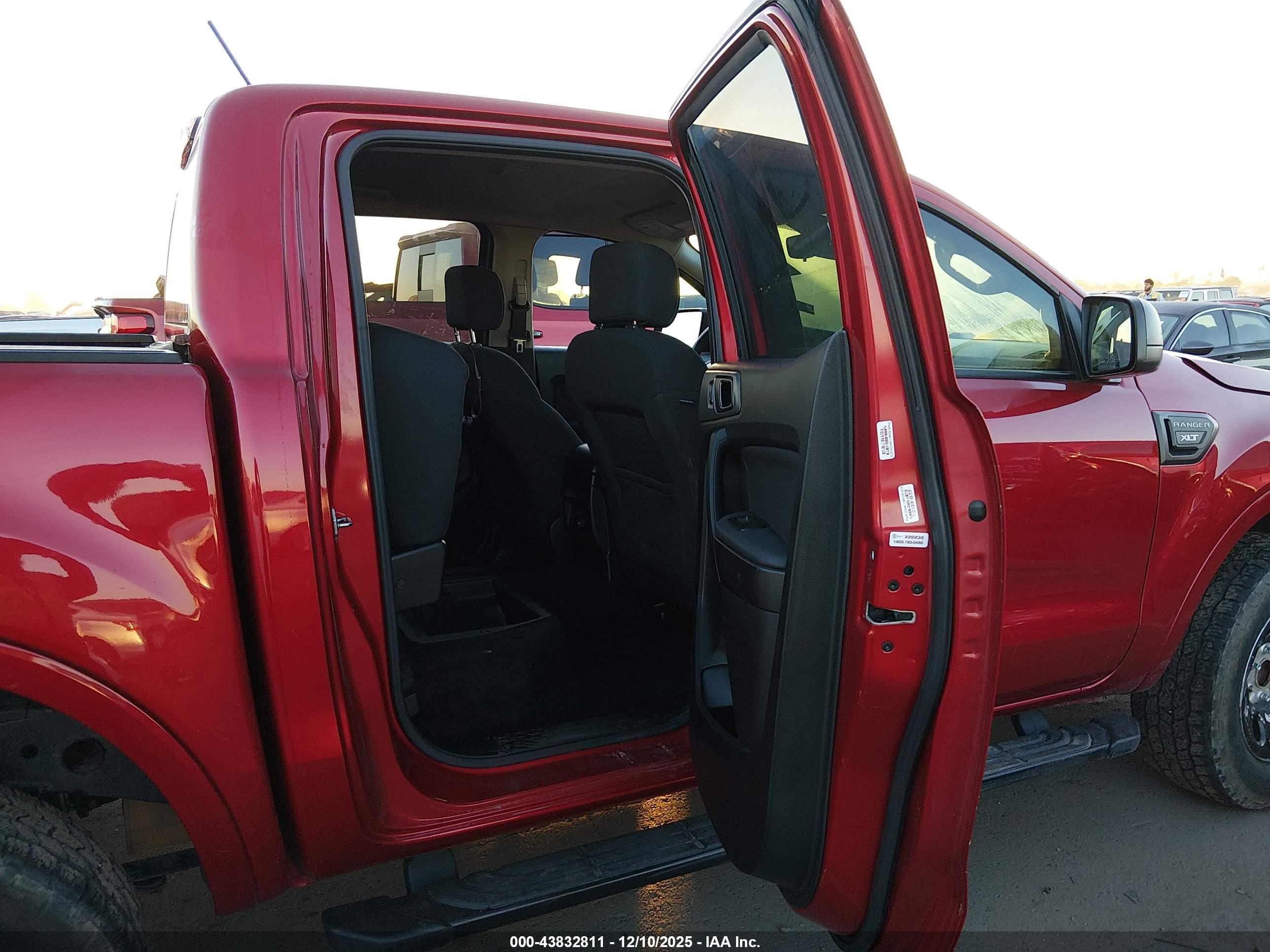 FORD RANGER image 8