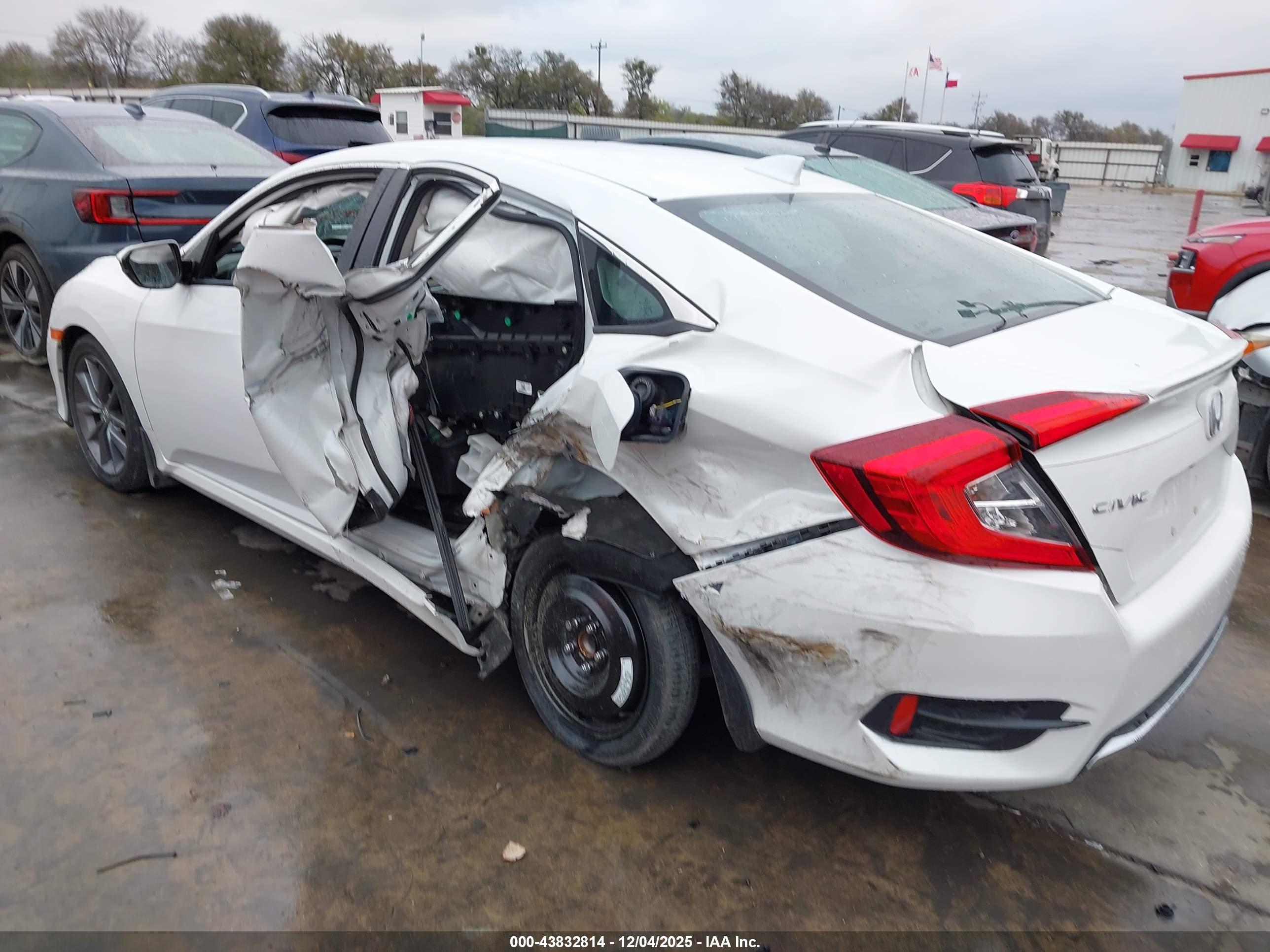 HONDA CIVIC image 3
