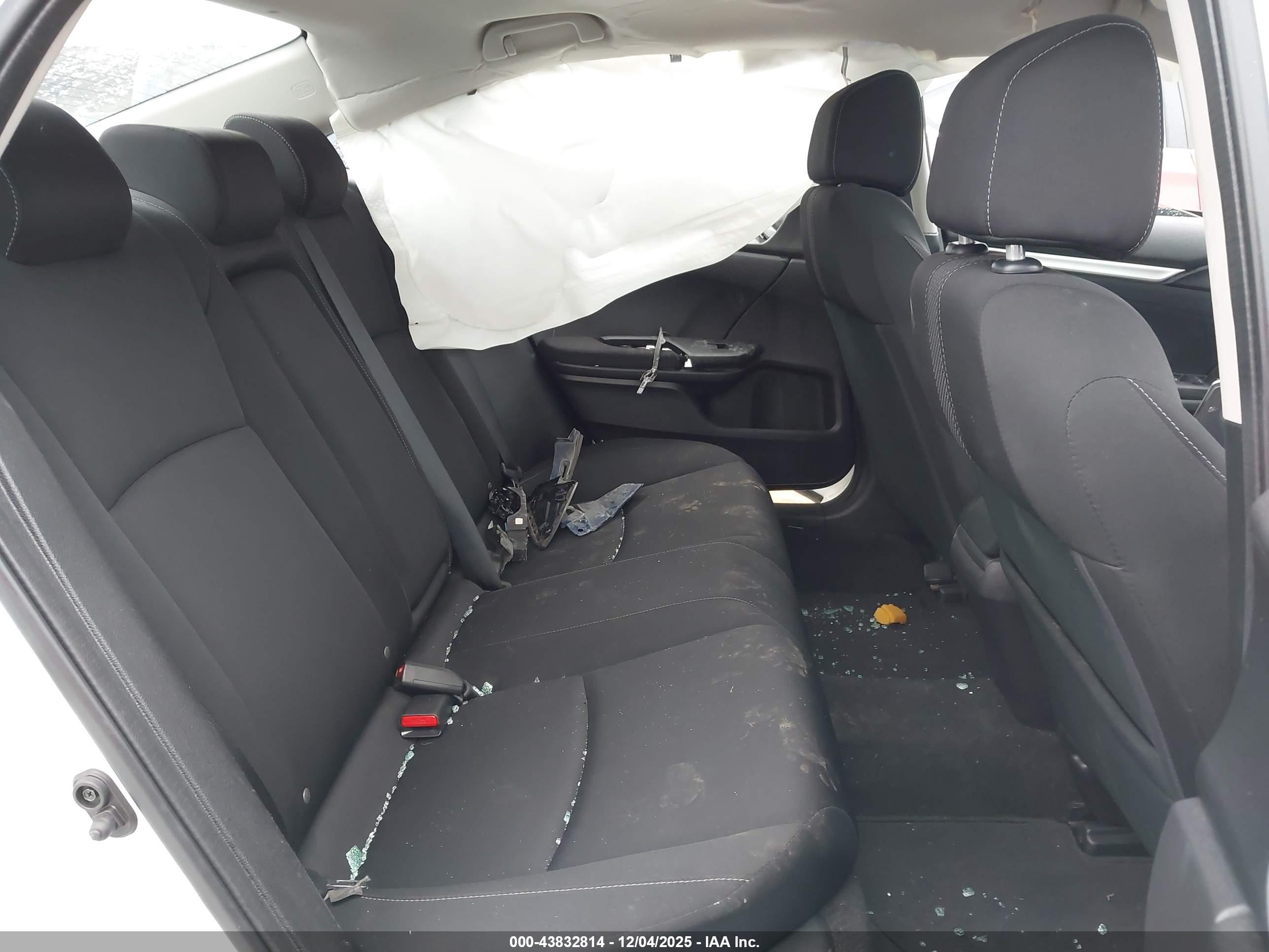 HONDA CIVIC image 8