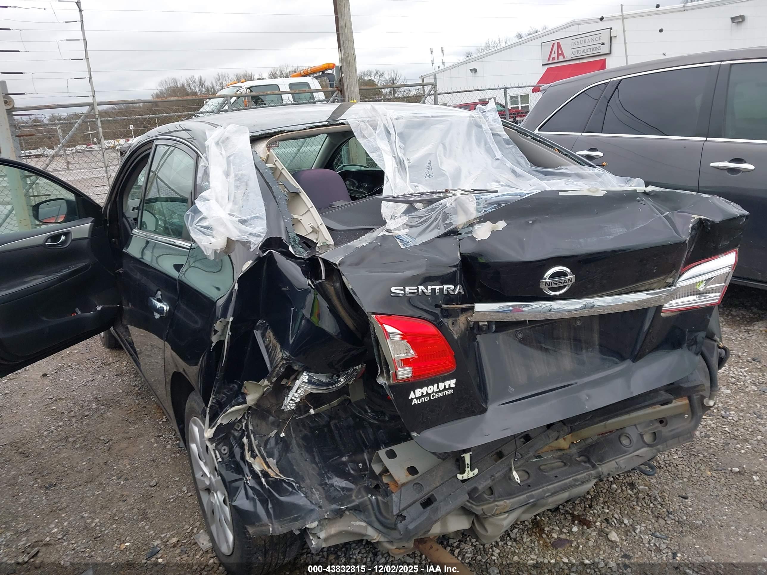 NISSAN SENTRA image 6
