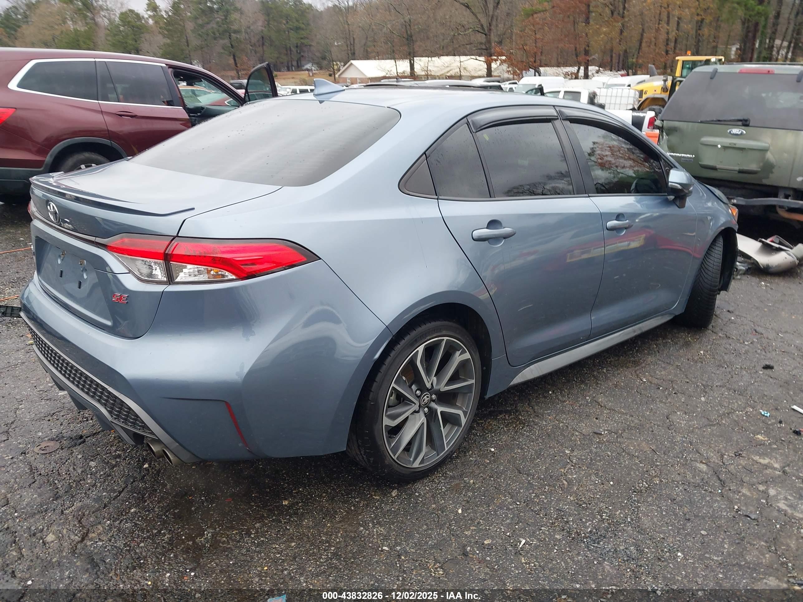 TOYOTA COROLLA image 4