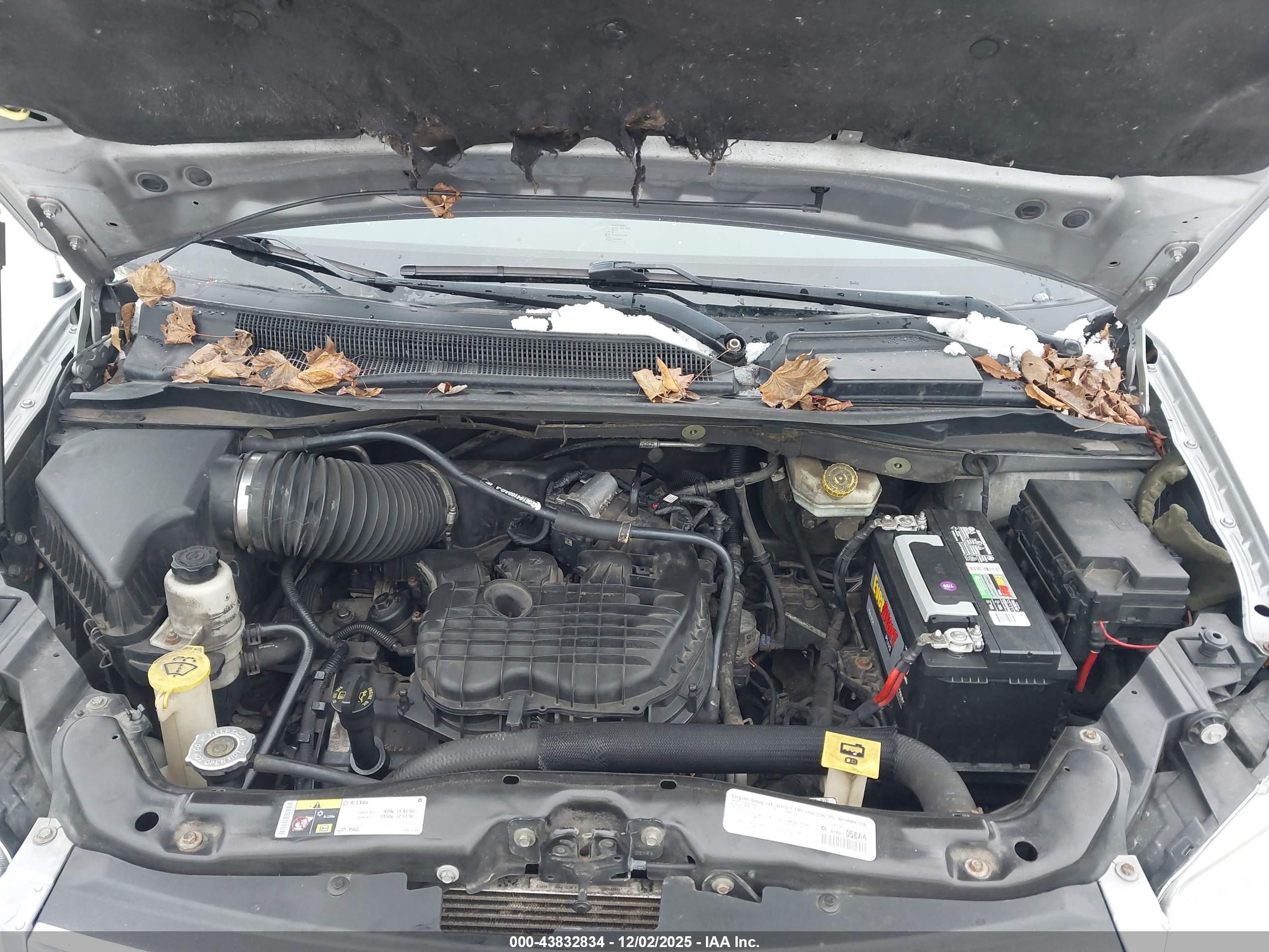 CHRYSLER TOWN image 10