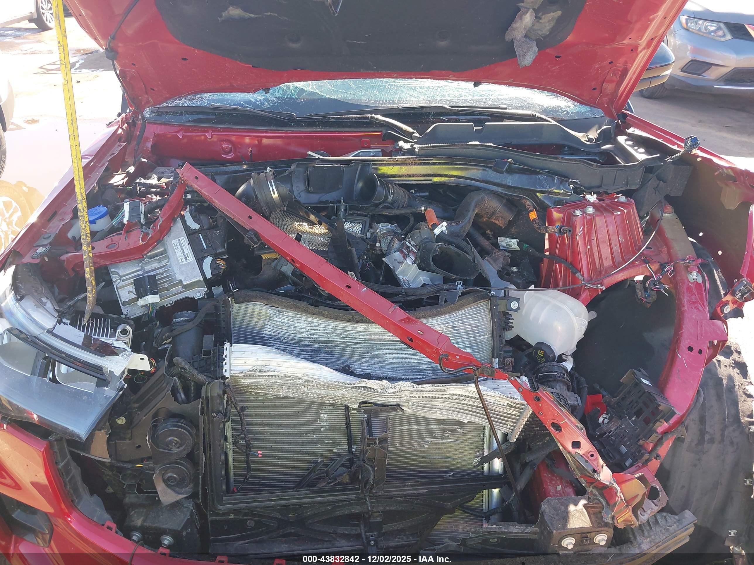 FORD EXPLORER image 10