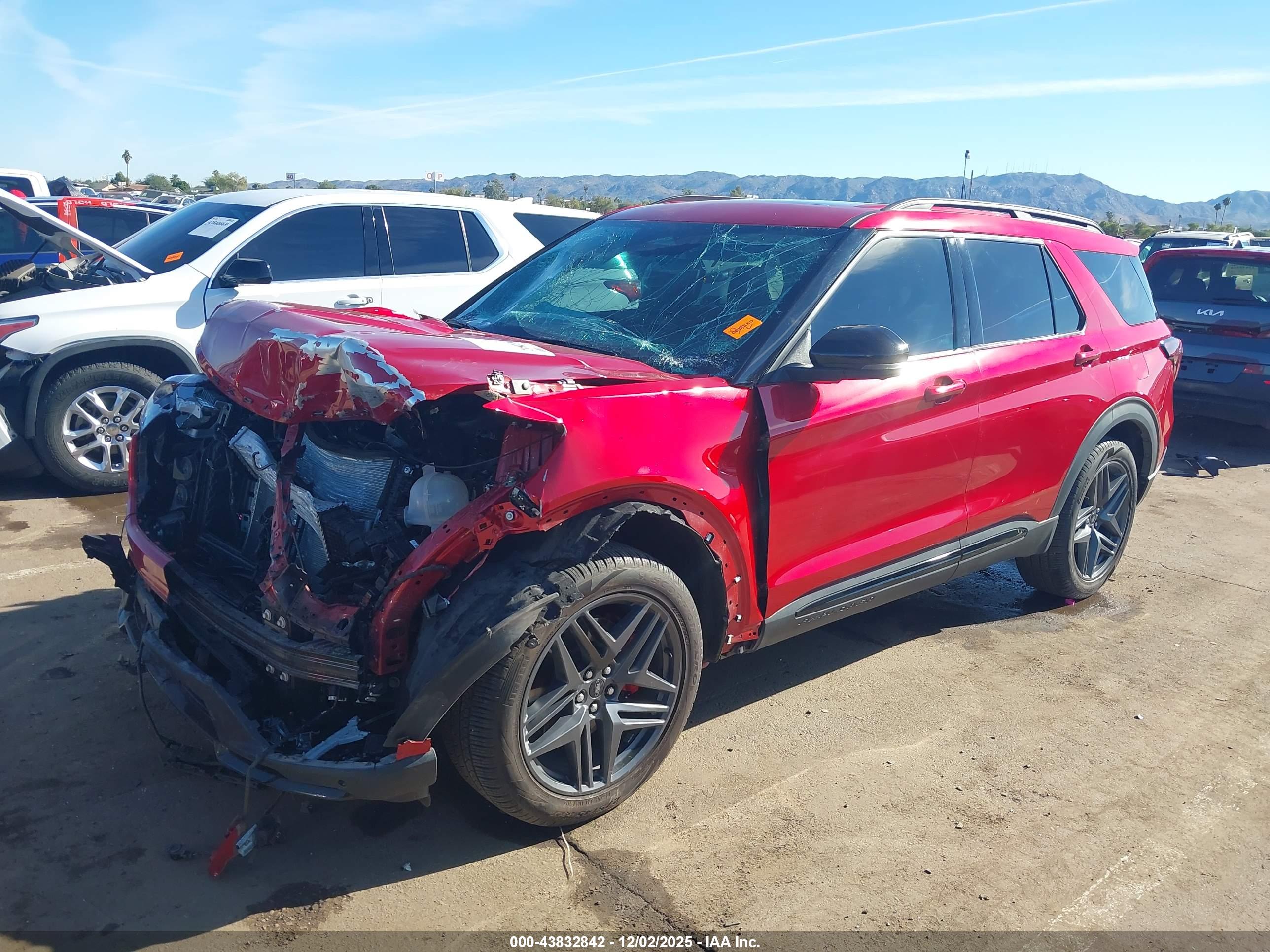 FORD EXPLORER image 2