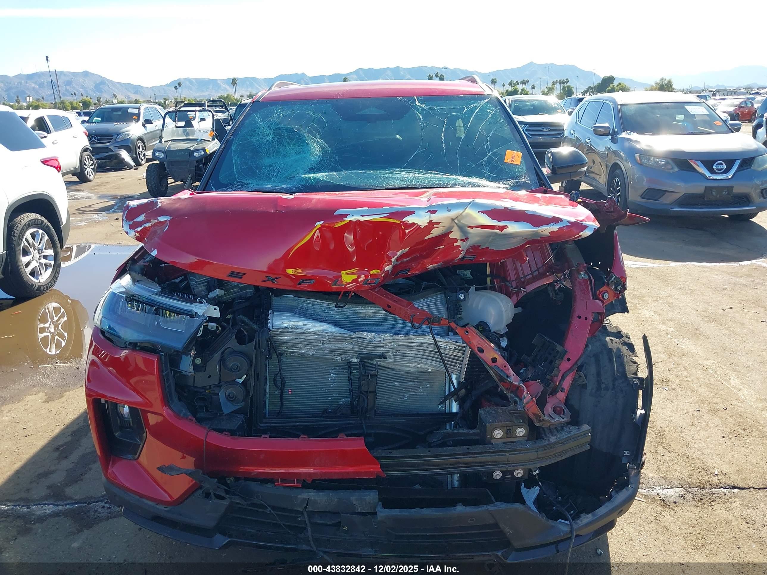 FORD EXPLORER image 6