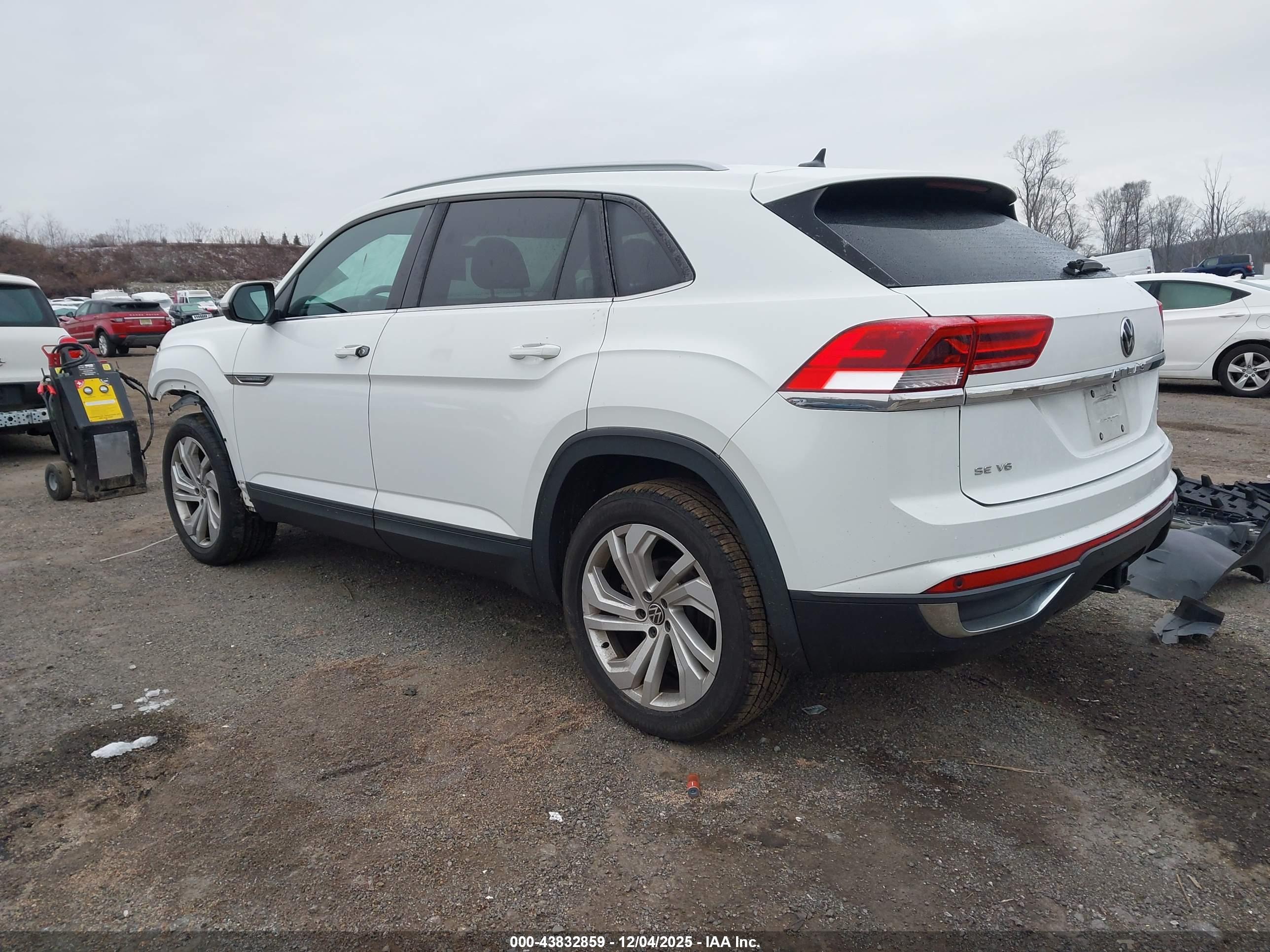 VOLKSWAGEN ATLAS image 3