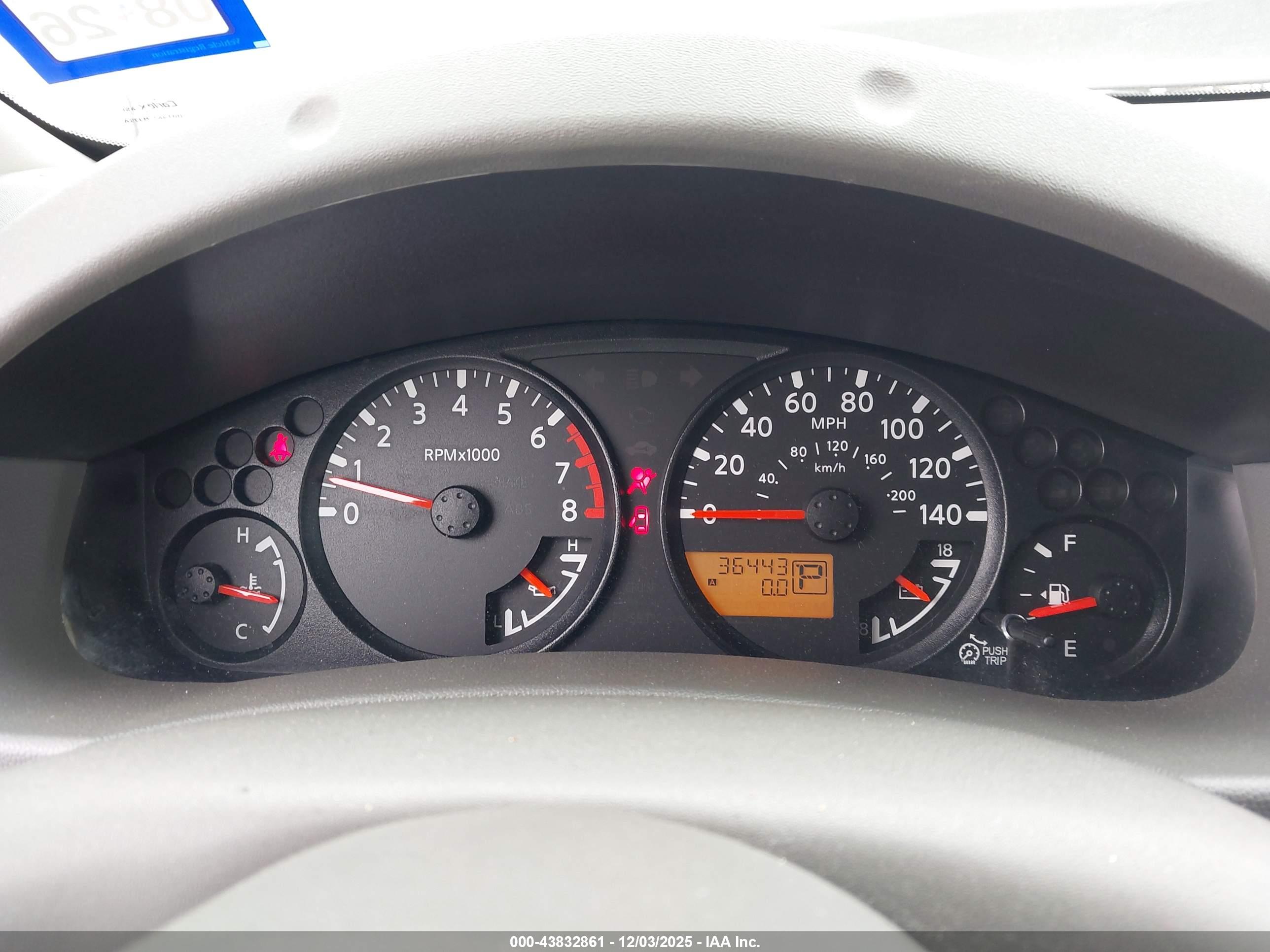 NISSAN FRONTIER image 7