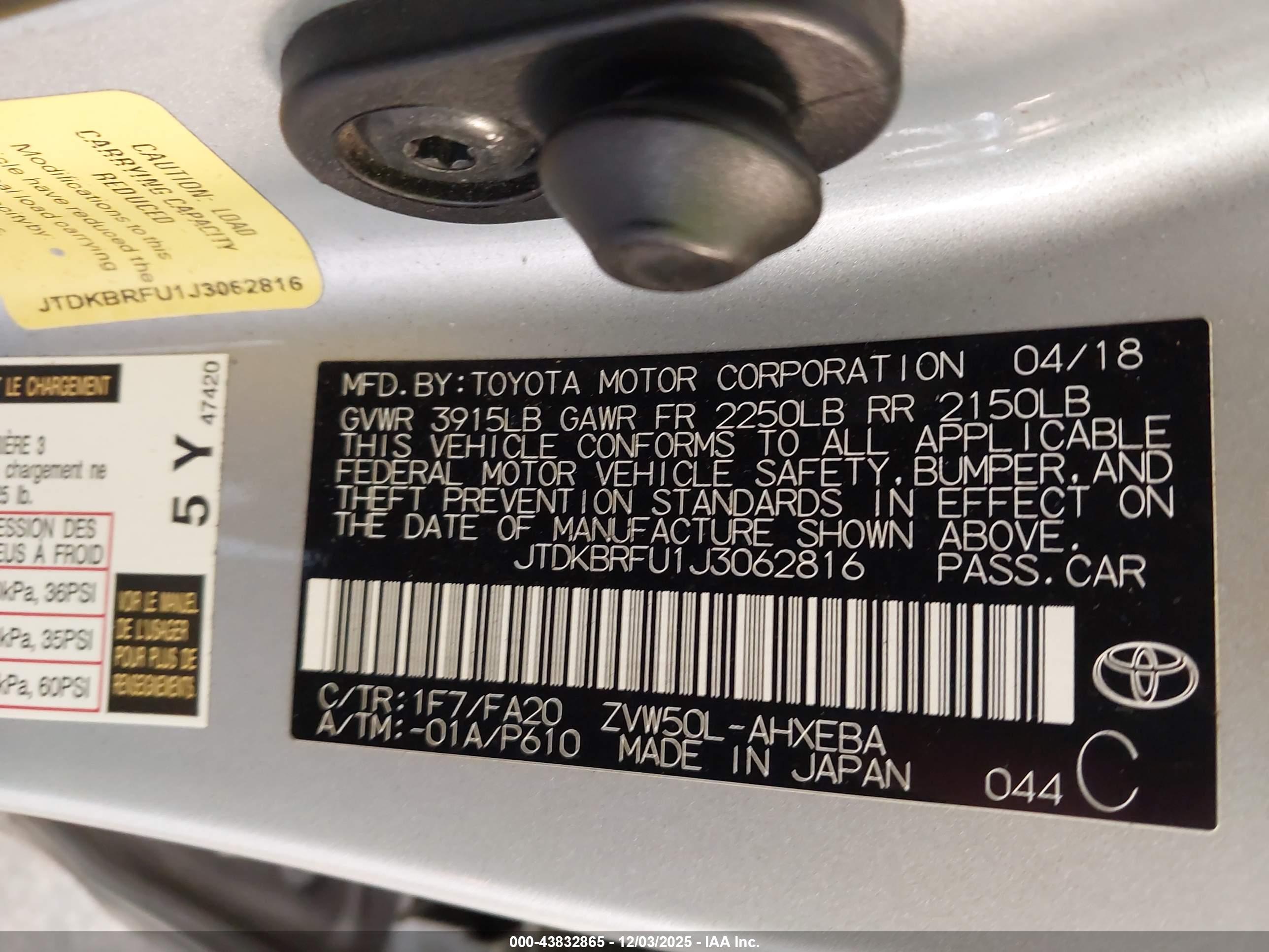 TOYOTA PRIUS image 9