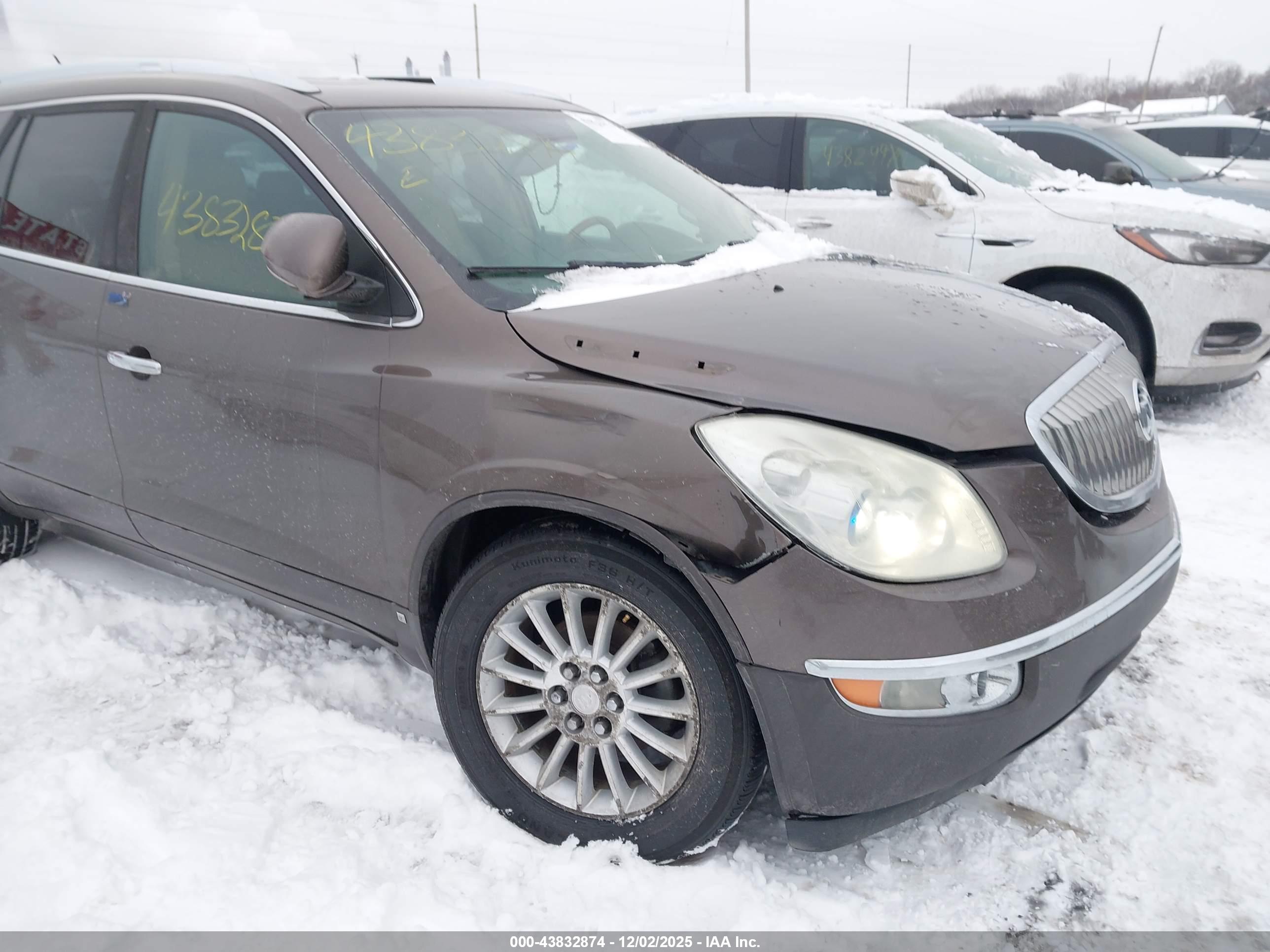 BUICK ENCLAVE image 6