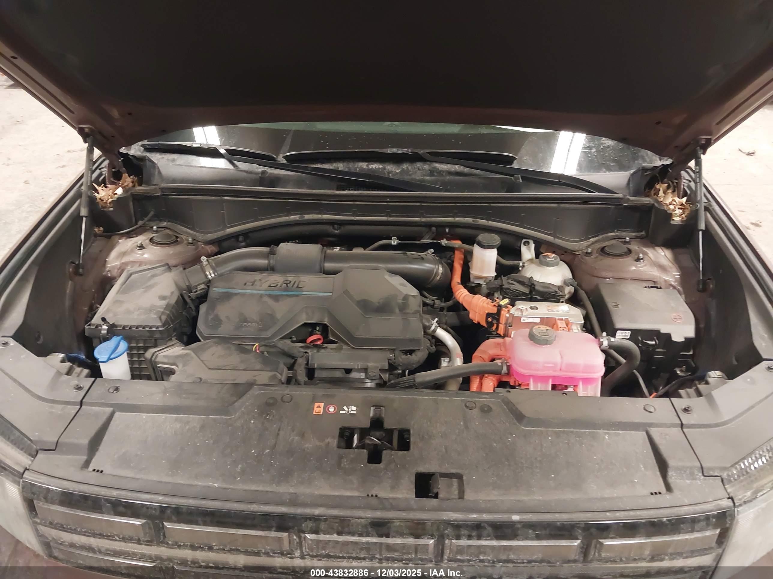 HYUNDAI SANTA image 10