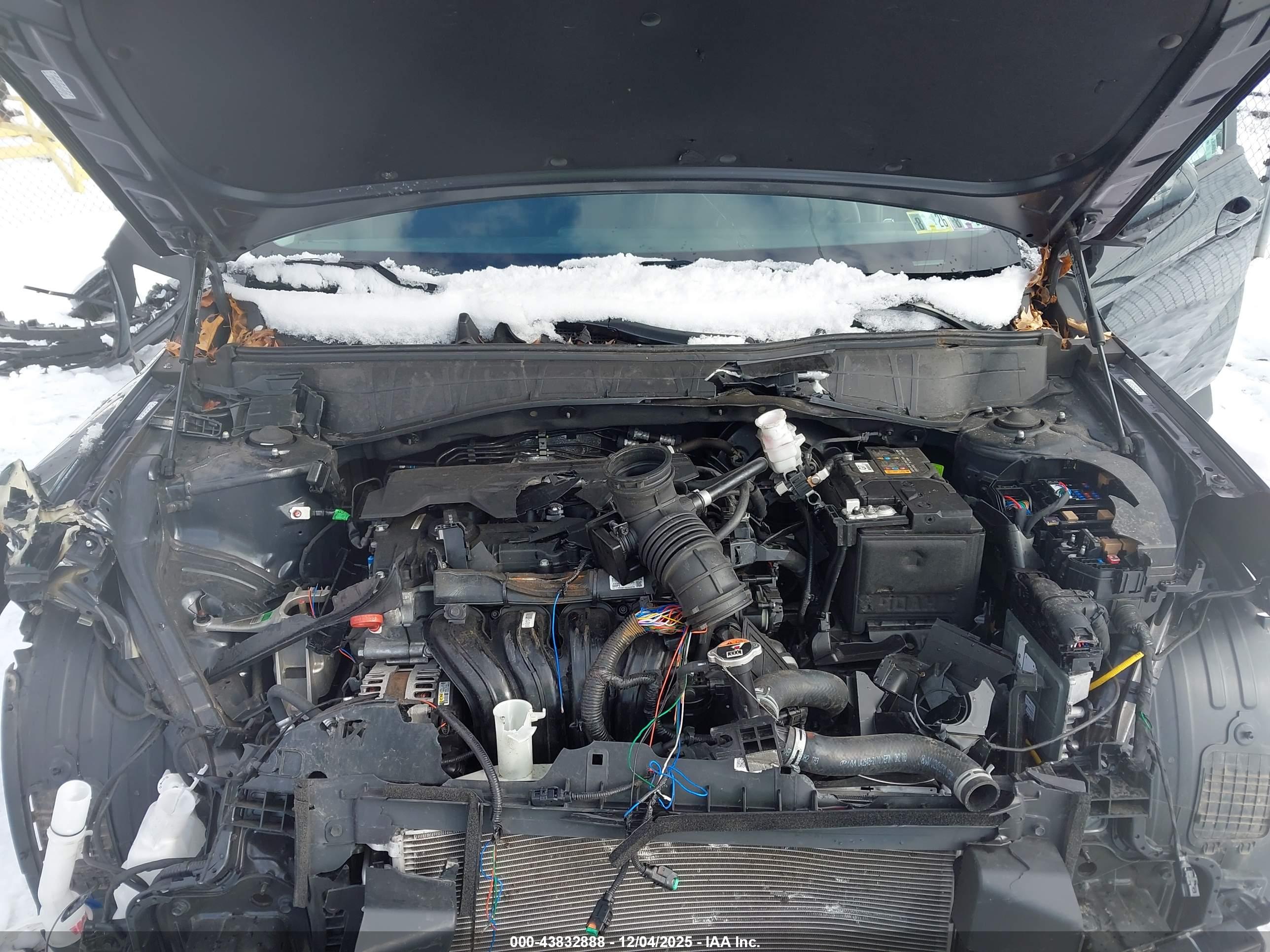 HYUNDAI KONA image 10