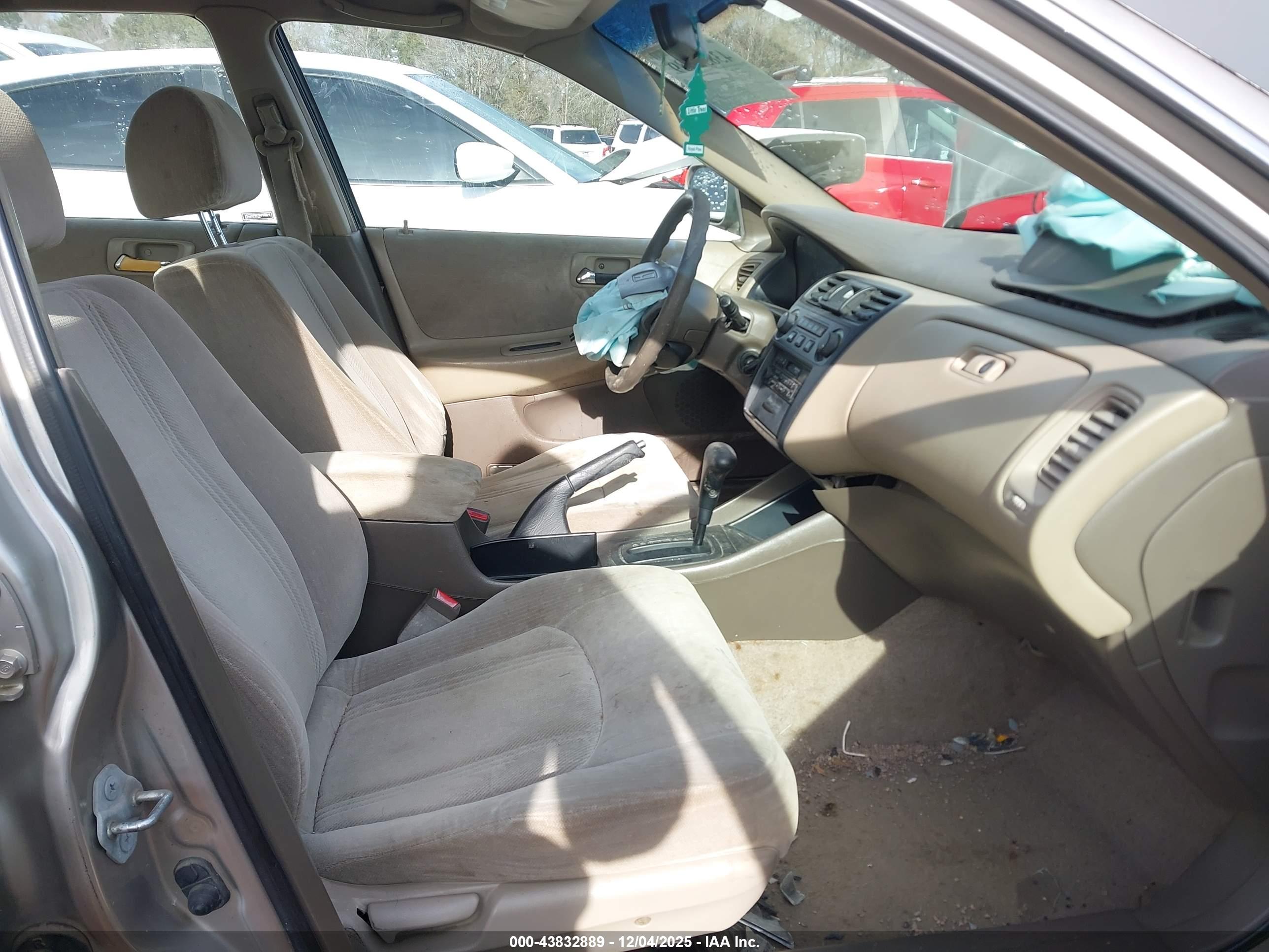 HONDA ACCORD image 5