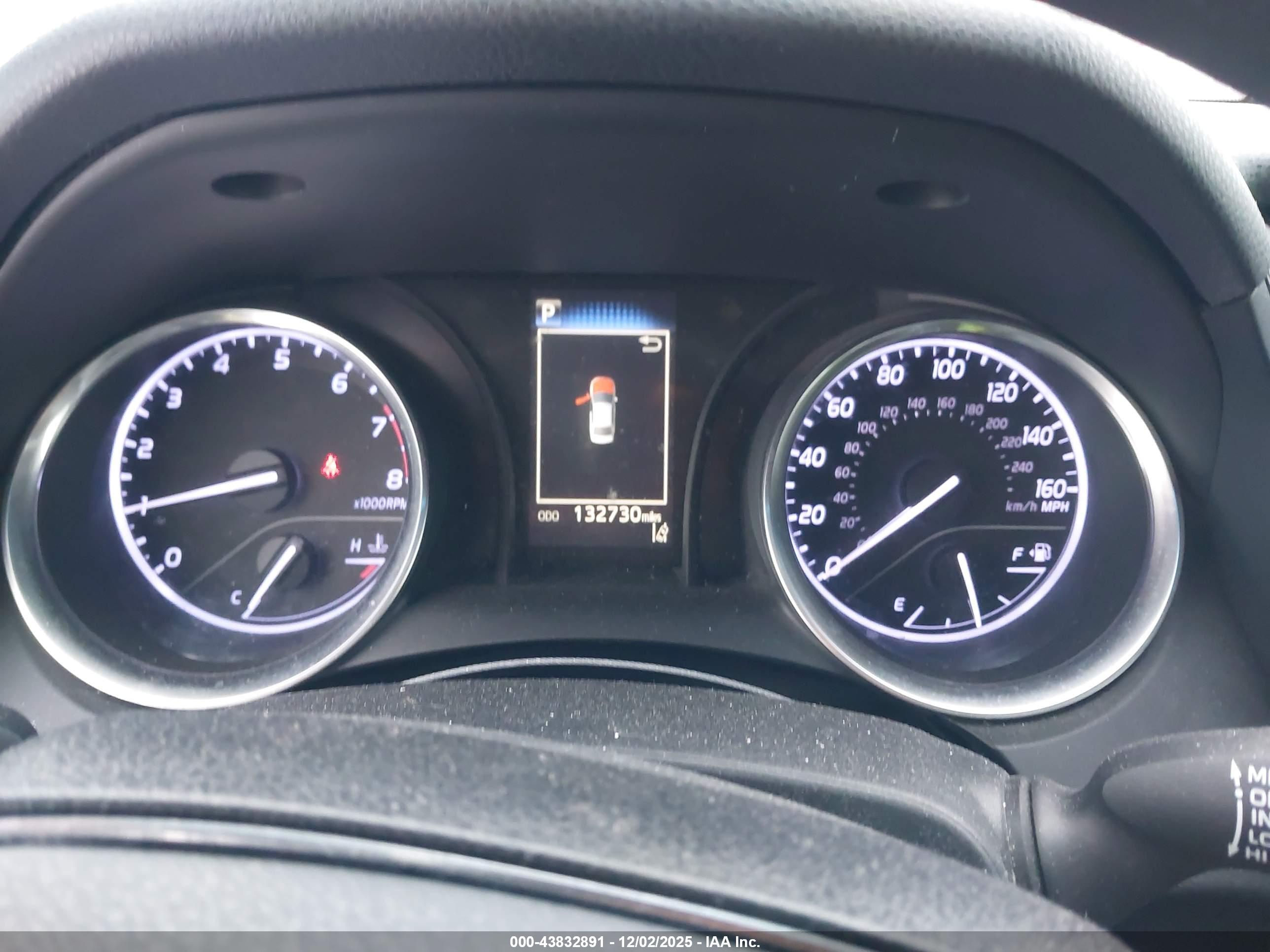 TOYOTA CAMRY image 7