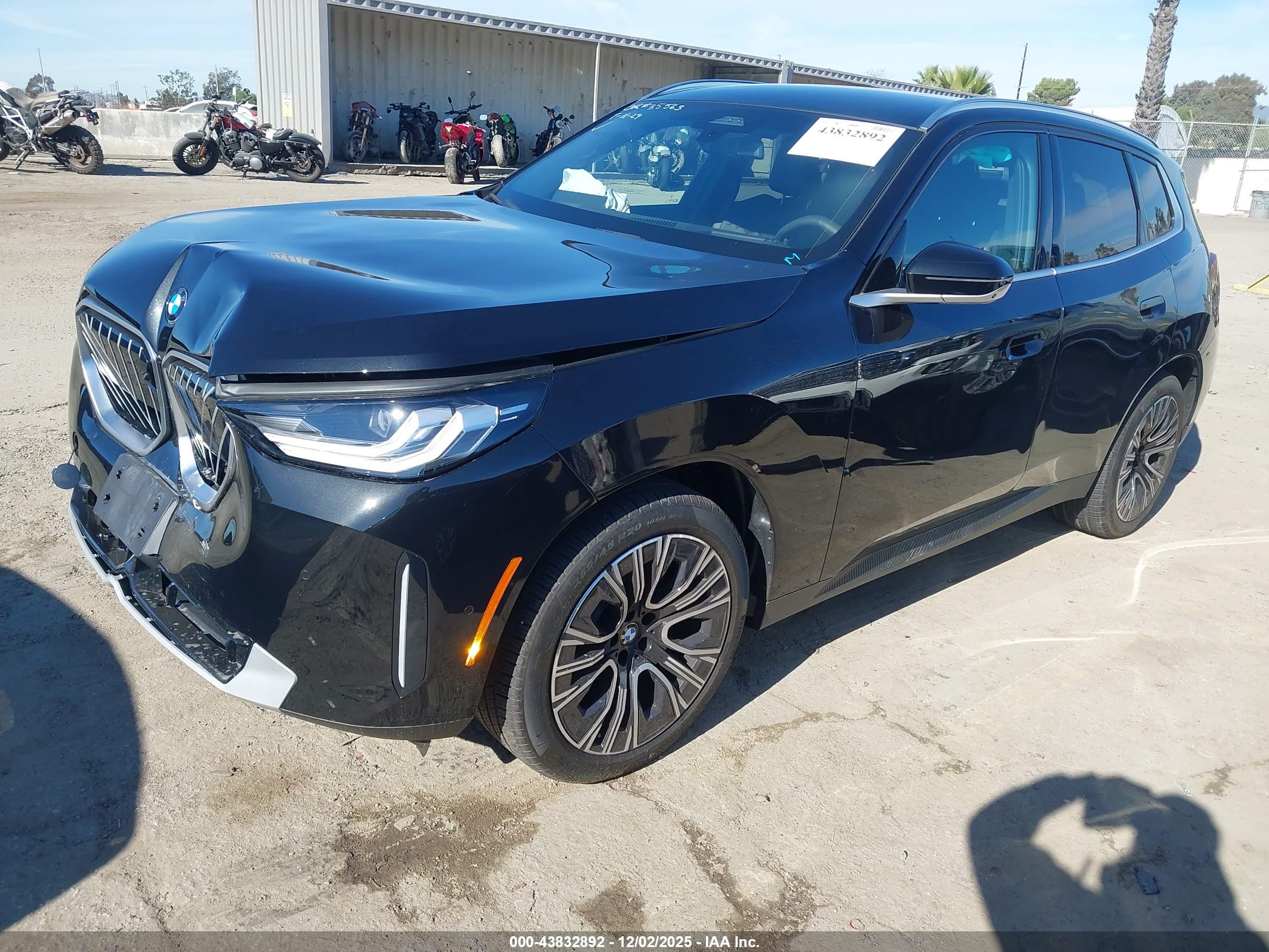 BMW X3 image 2