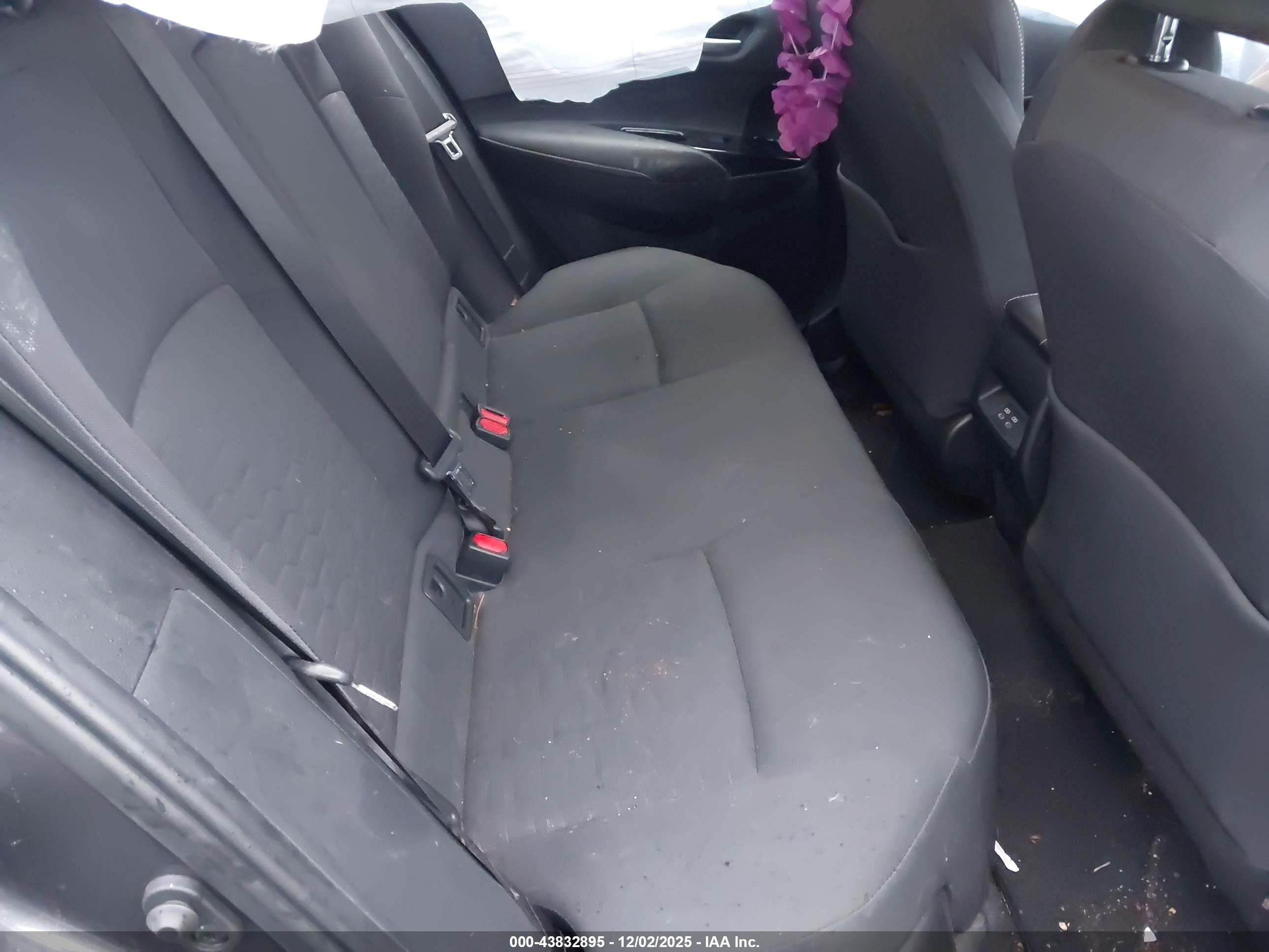 TOYOTA COROLLA image 8