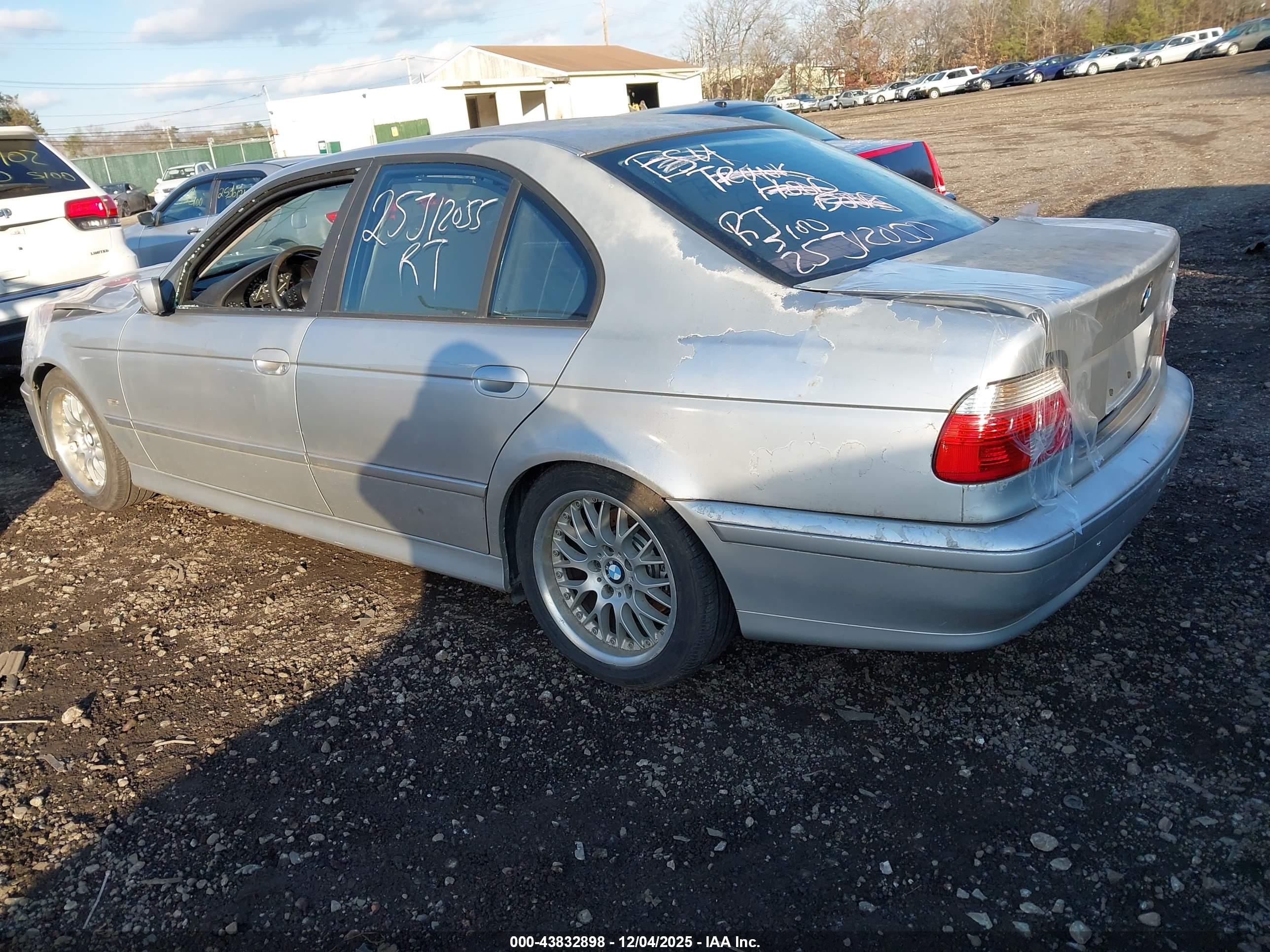 BMW 530IA image 3