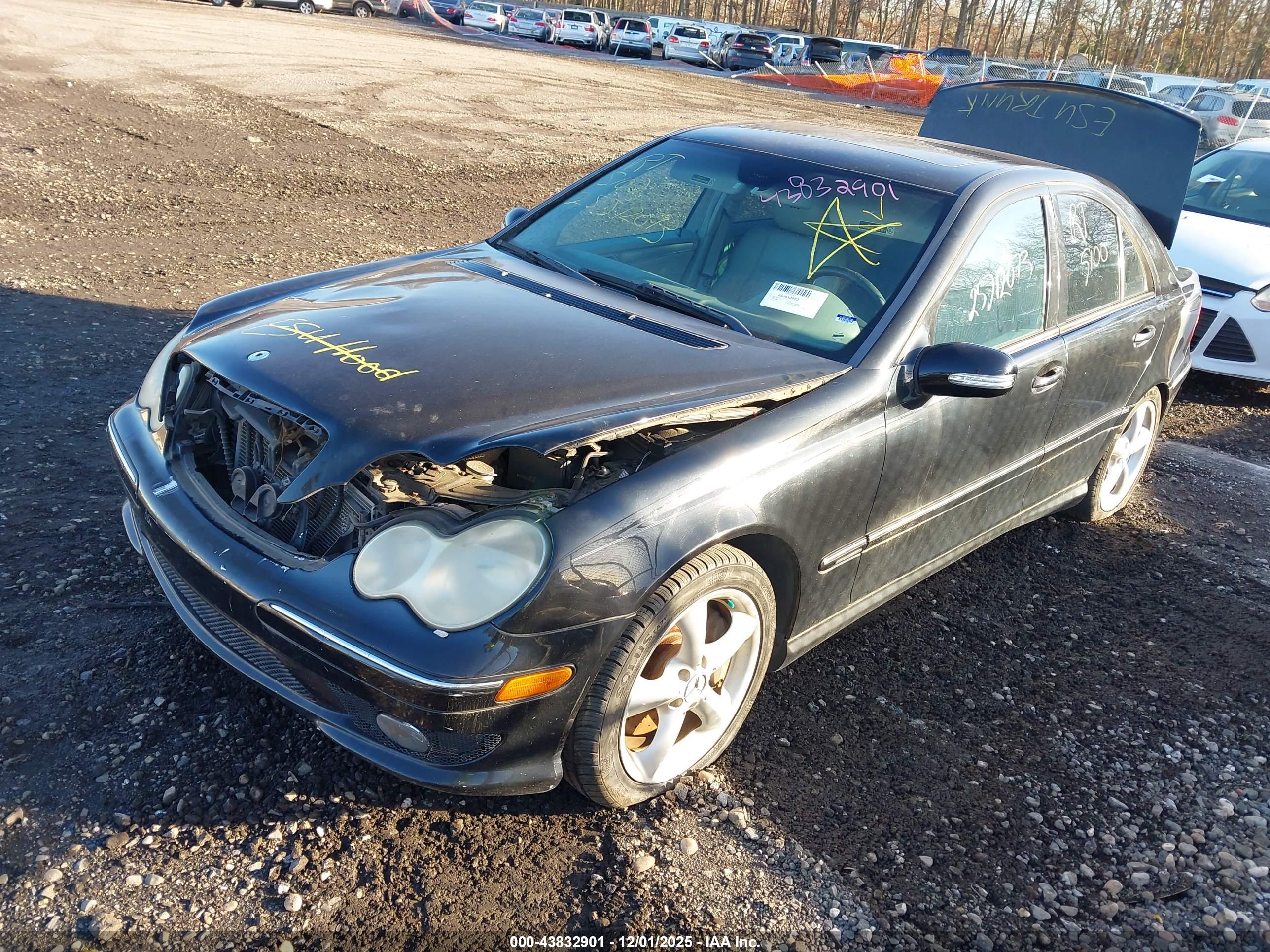 MERCEDES-BENZ C image 2