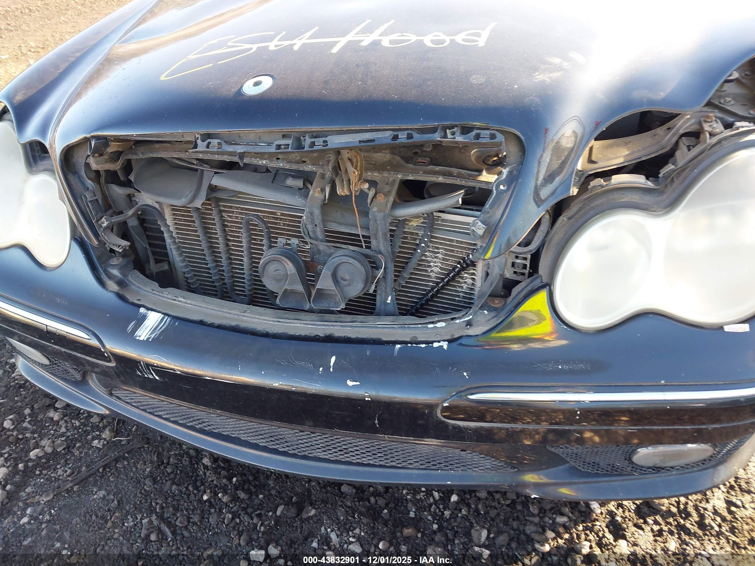 MERCEDES-BENZ C image 6