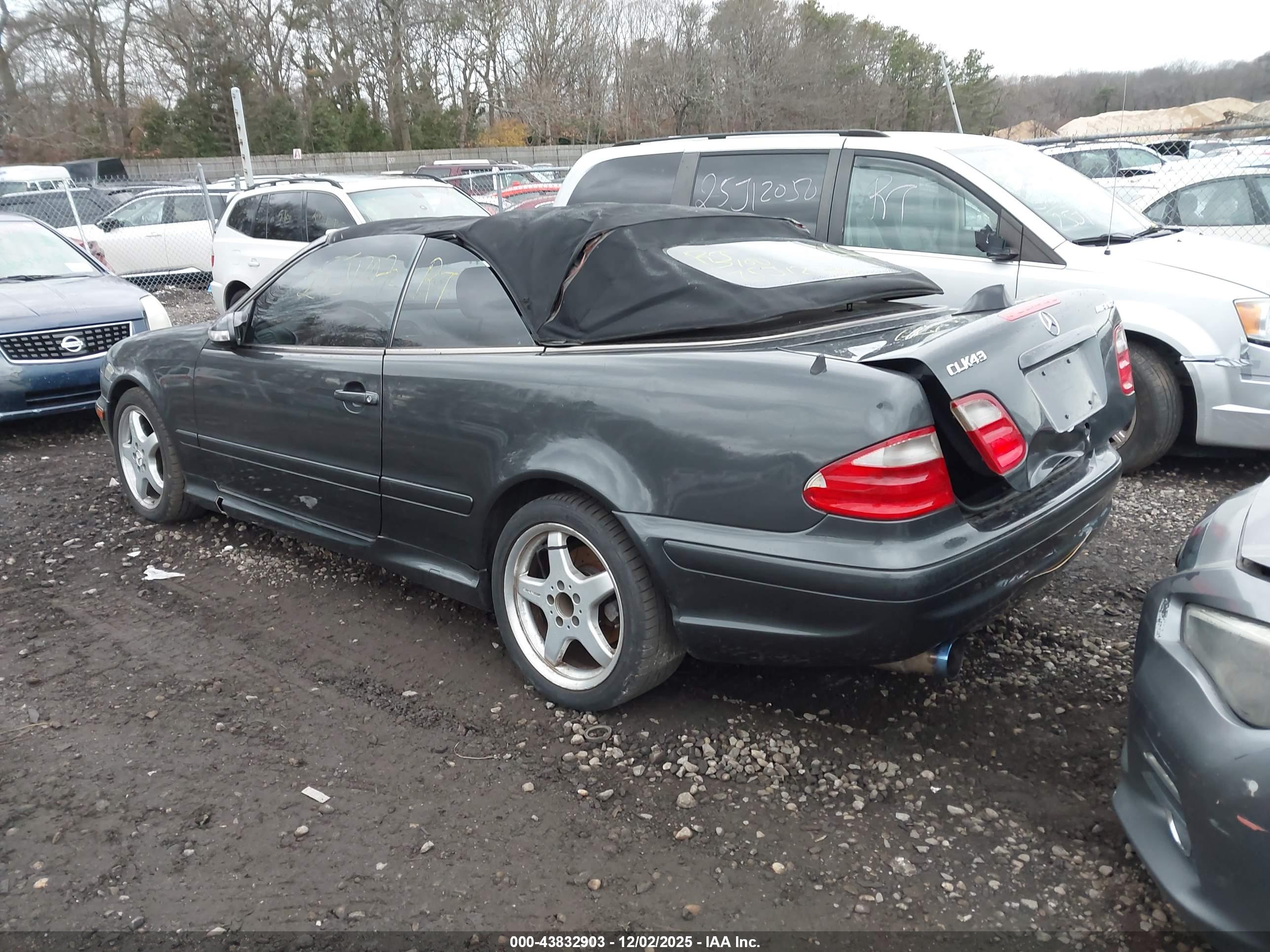 MERCEDES-BENZ CLK image 3