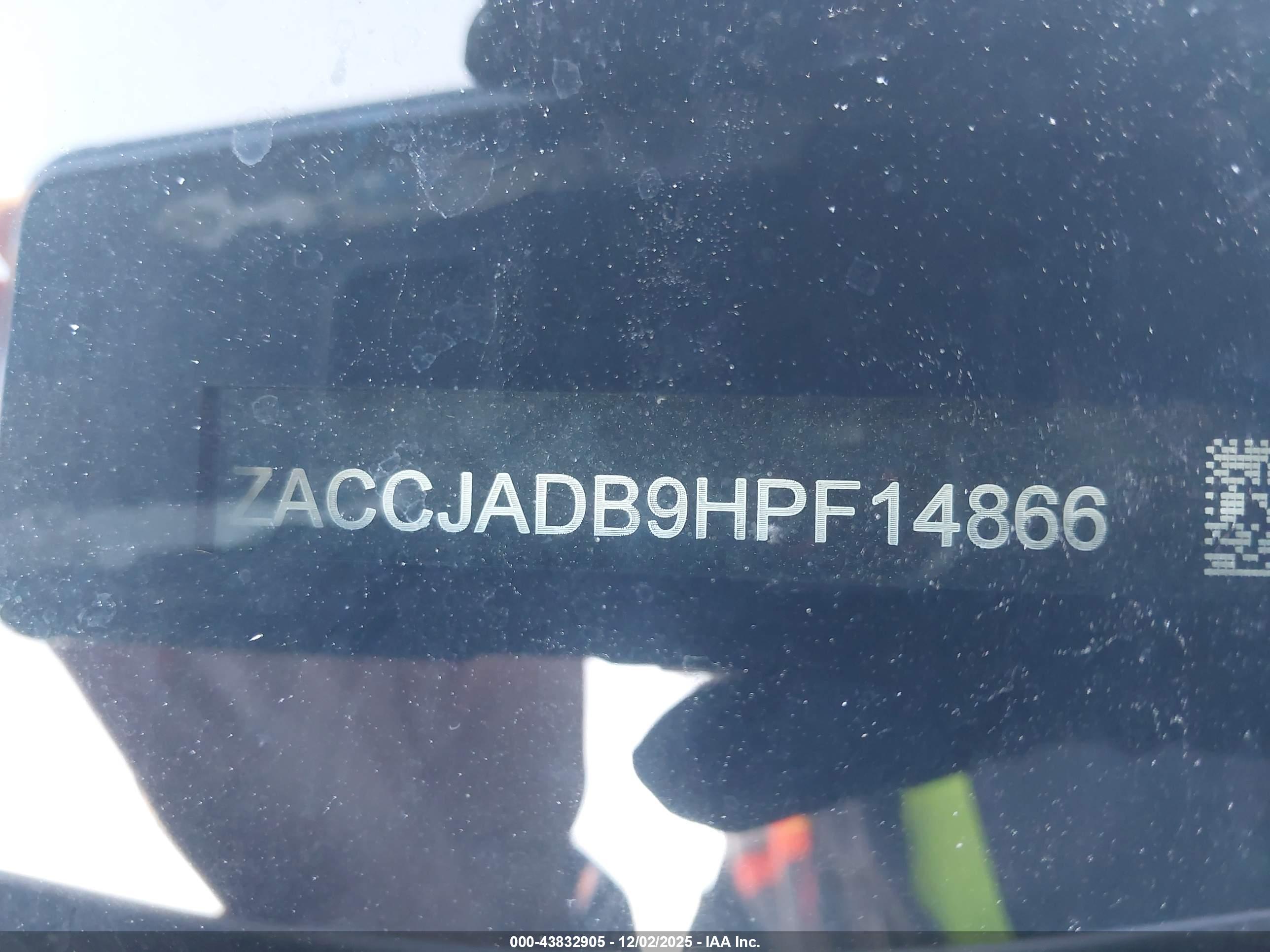 JEEP RENEGADE image 9