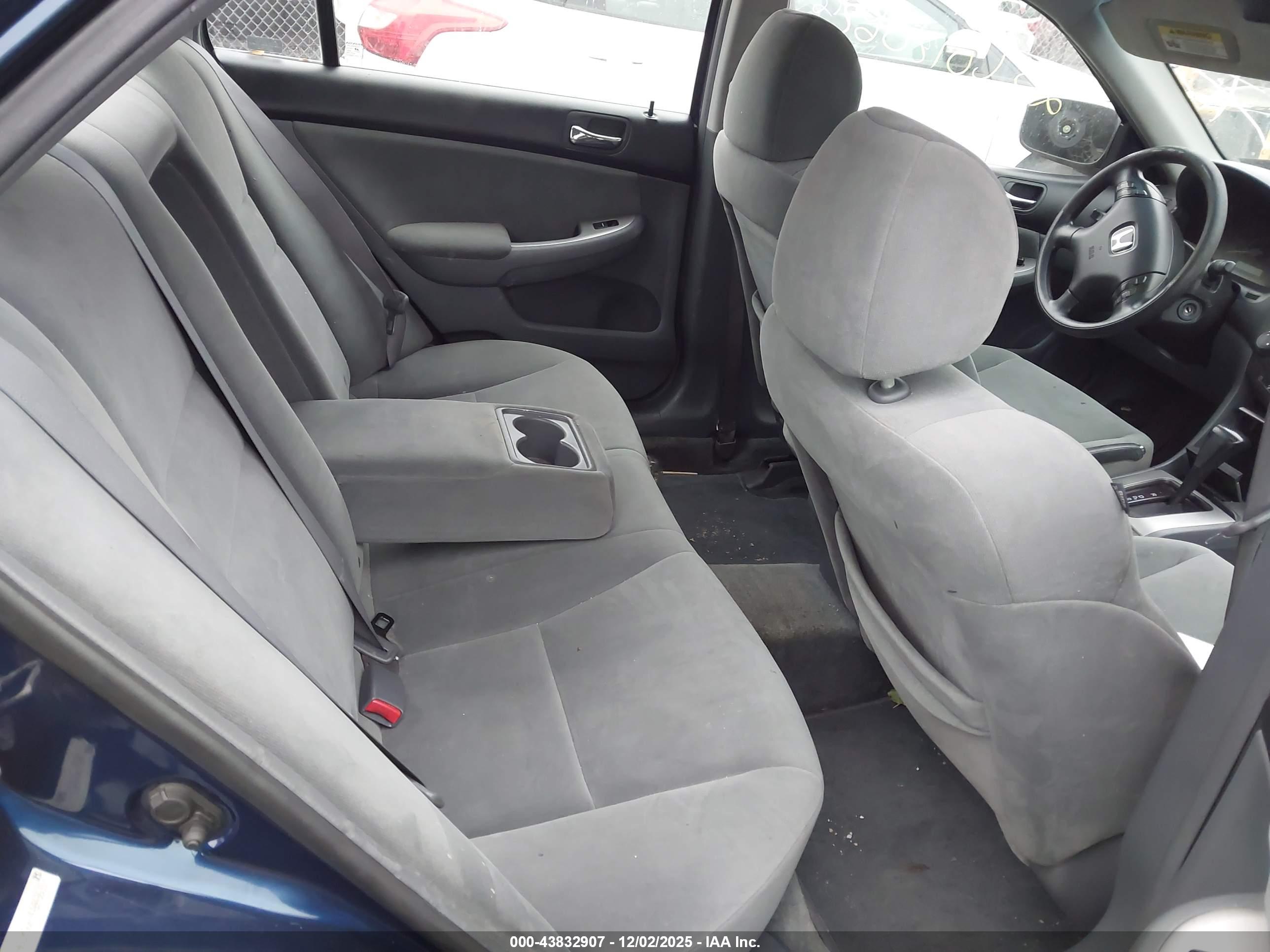 HONDA ACCORD image 8