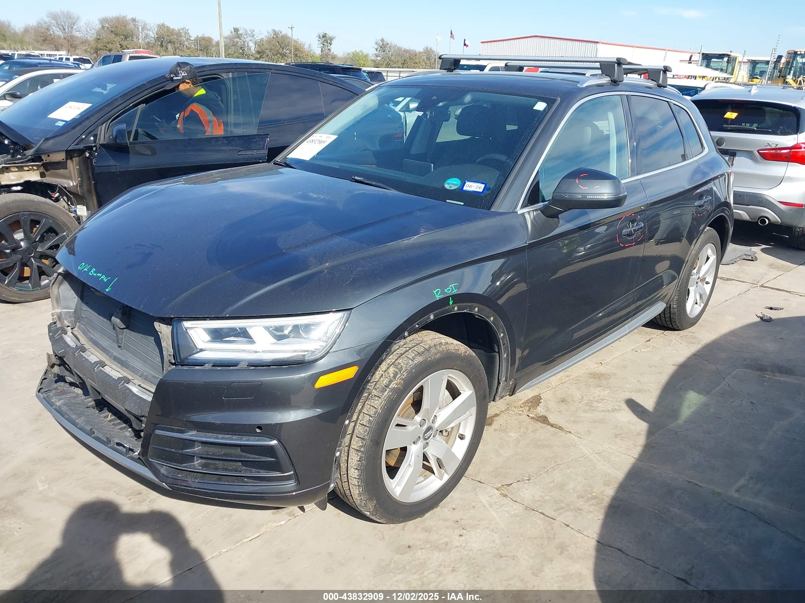 AUDI Q5 image 2