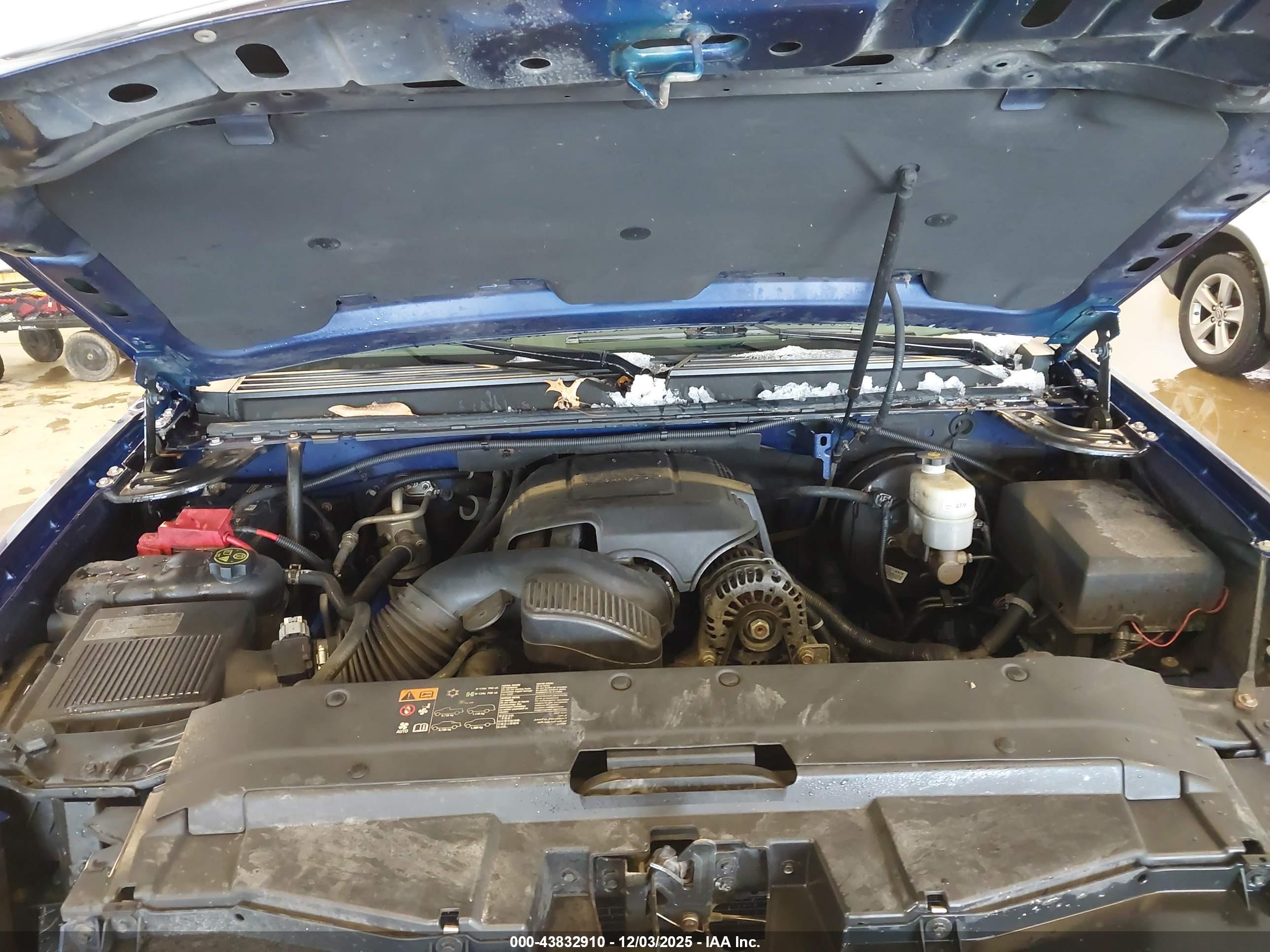 CHEVROLET AVALANCHE image 10