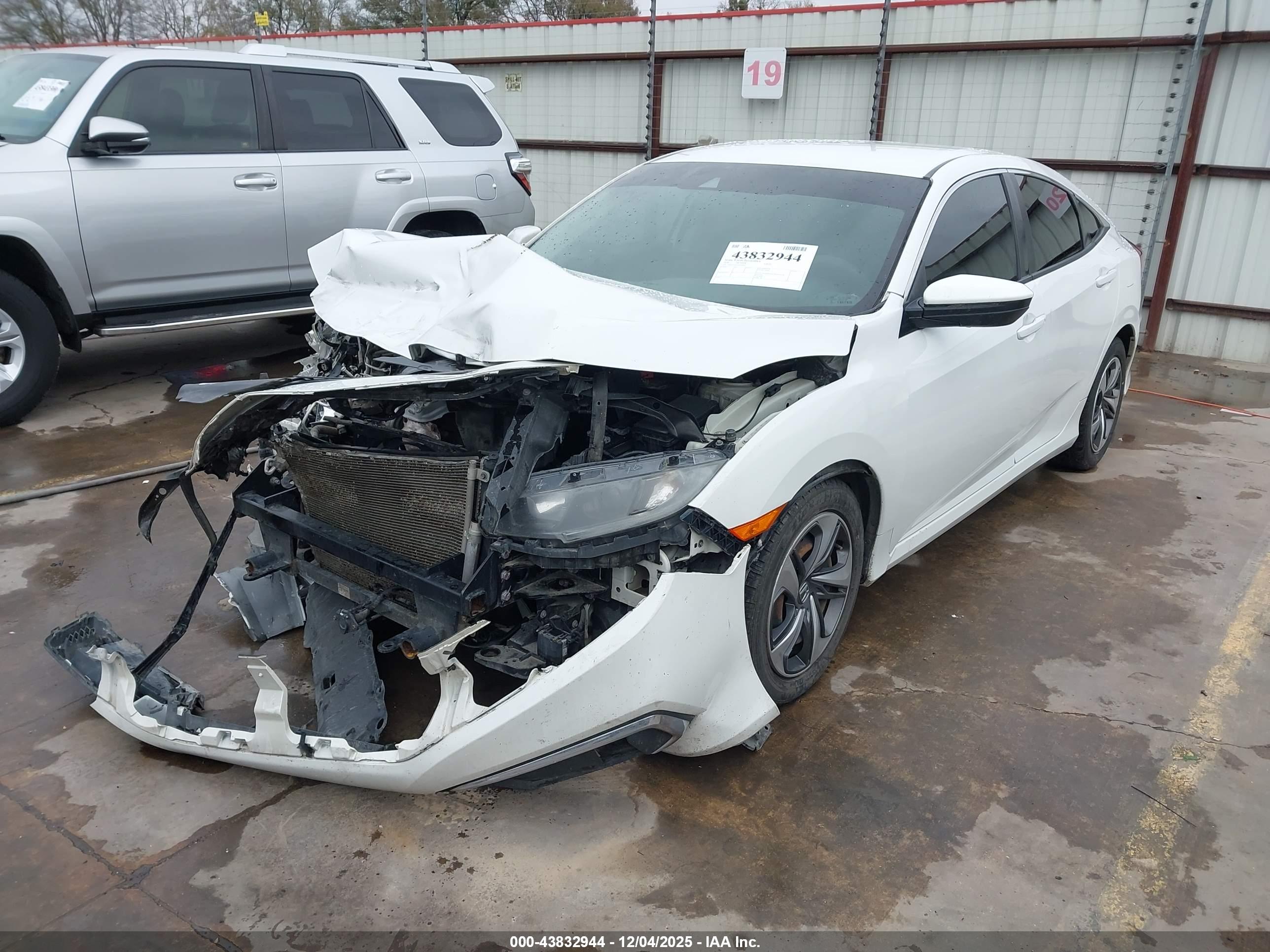 HONDA CIVIC image 2