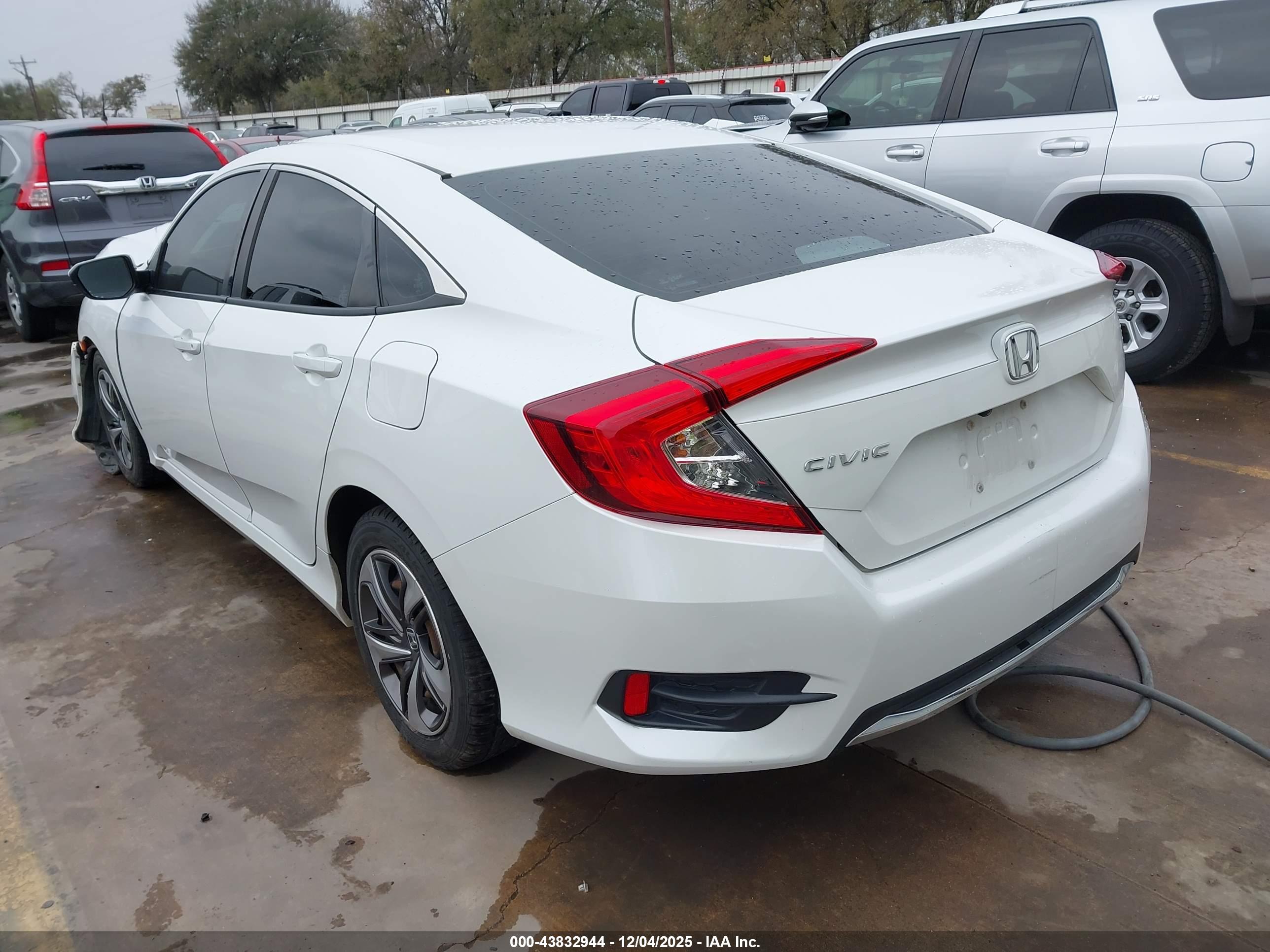 HONDA CIVIC image 3