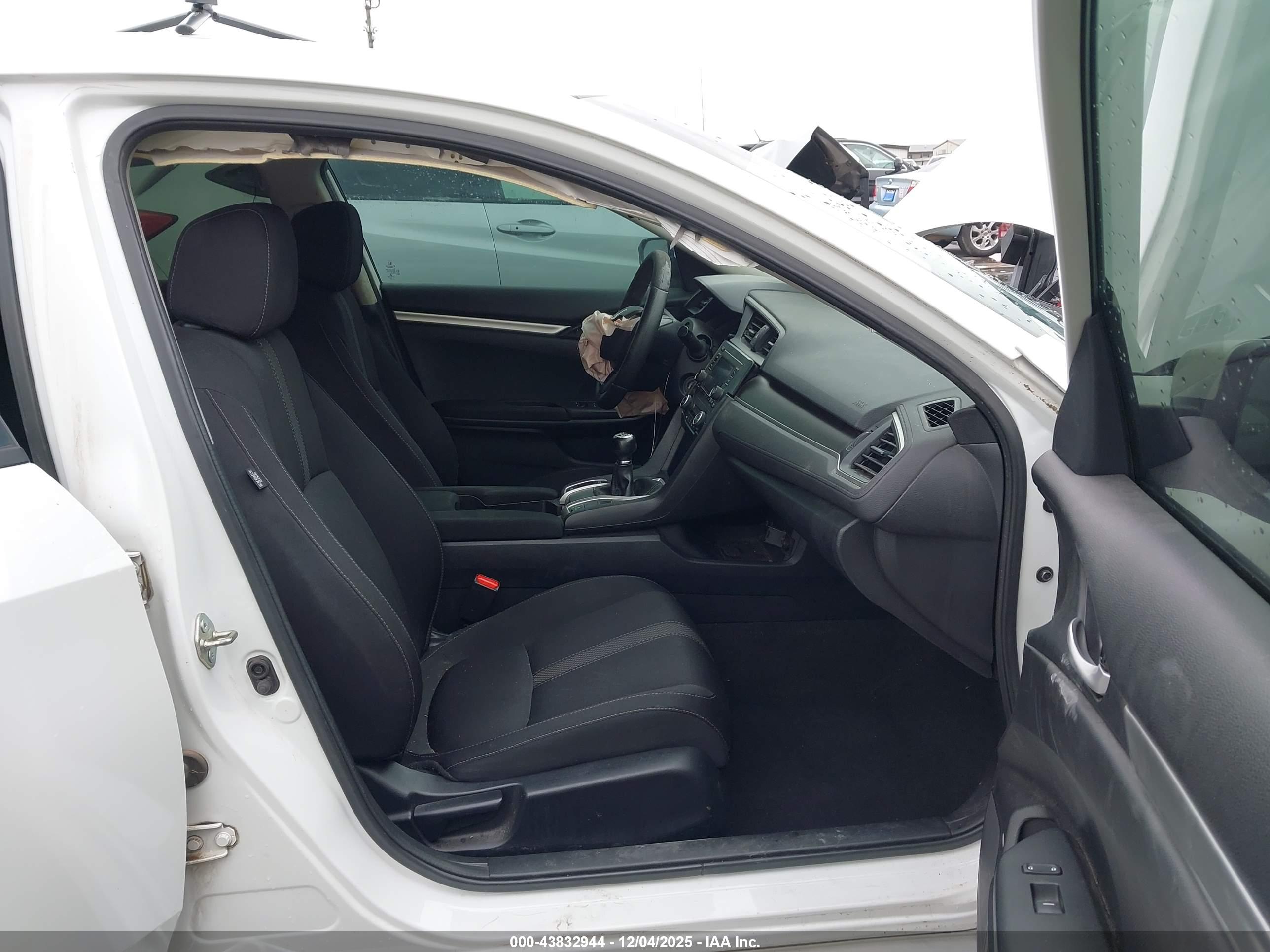 HONDA CIVIC image 5