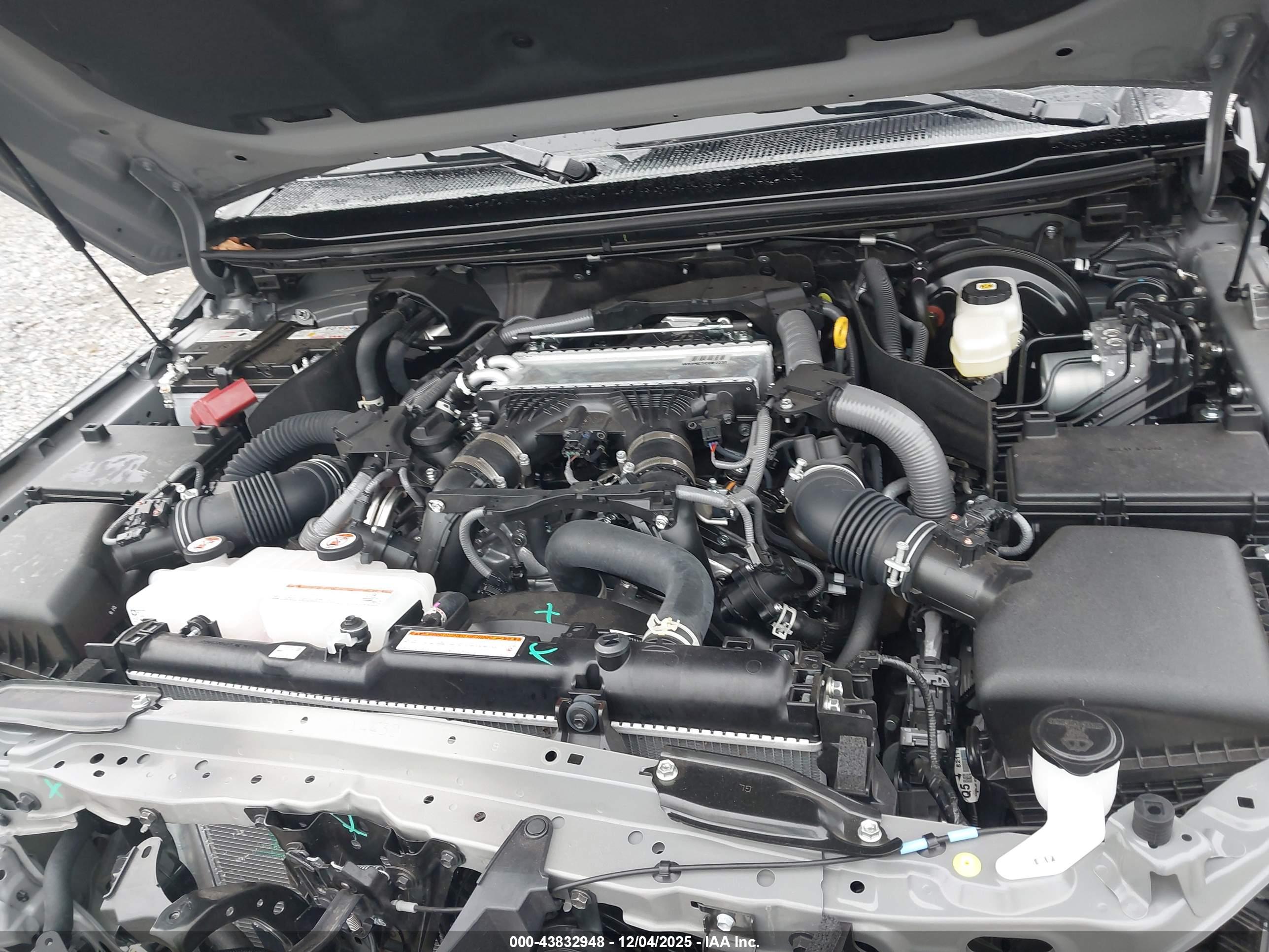 LEXUS GX image 10