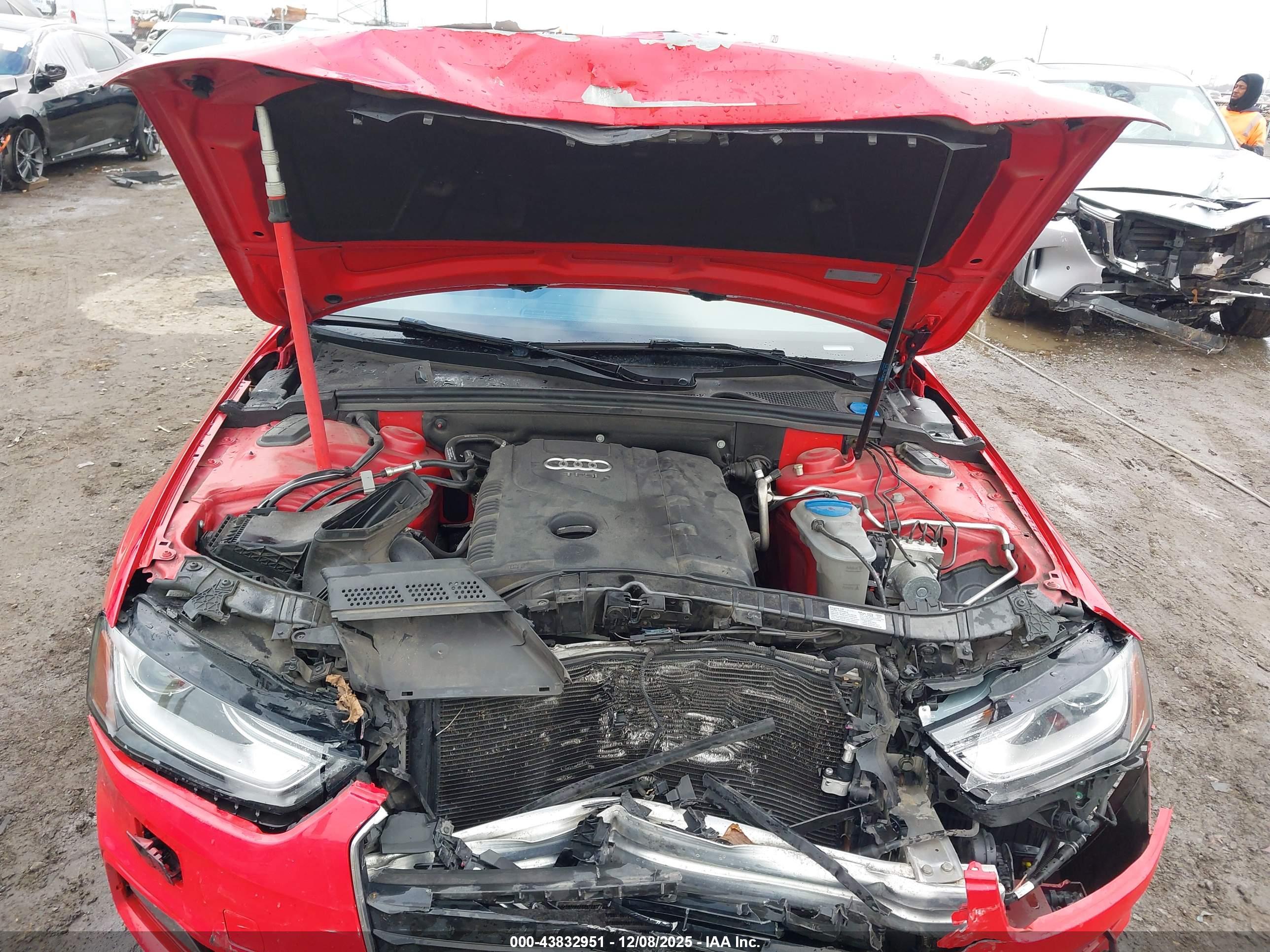 AUDI A4 image 10