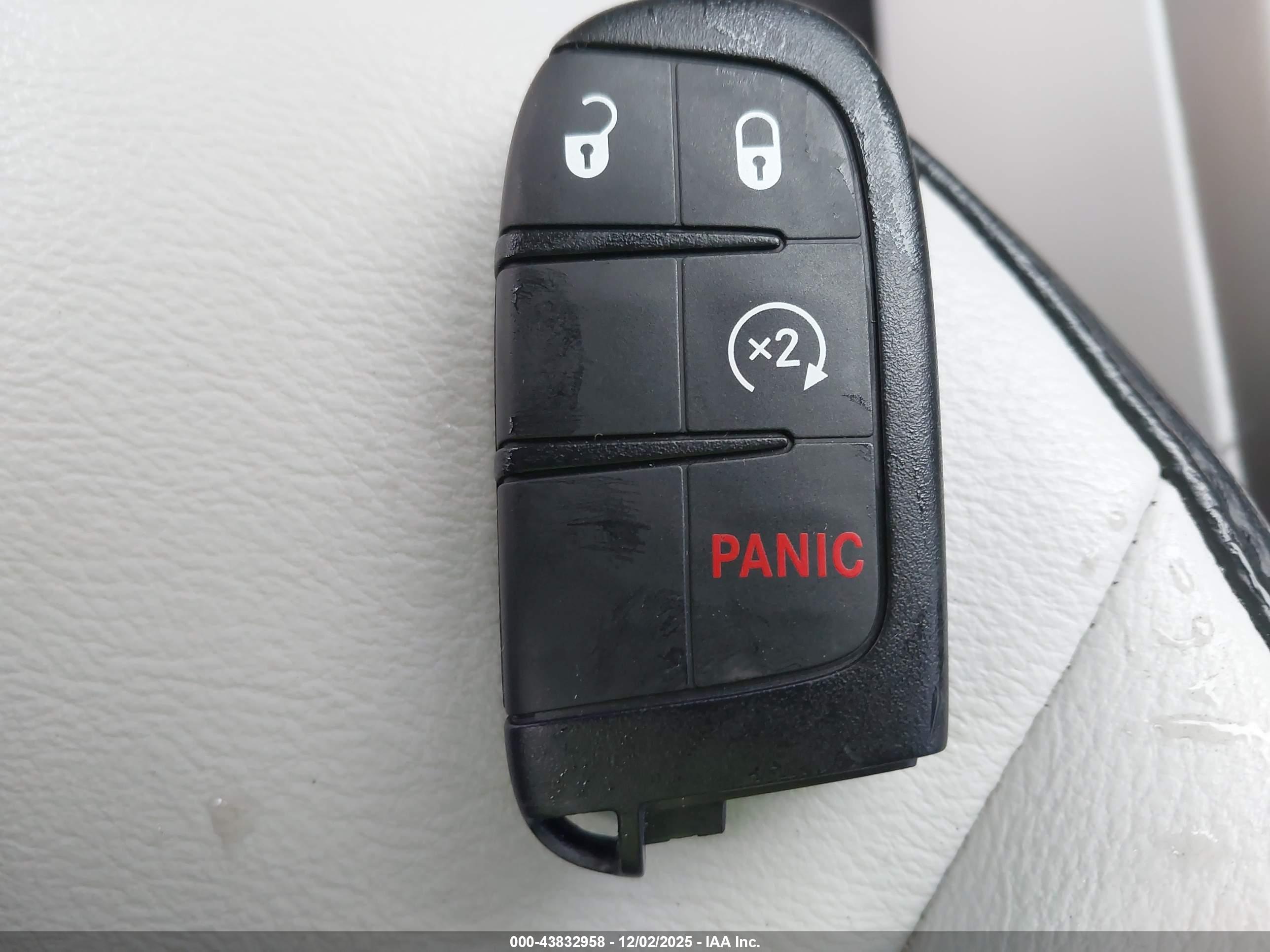 JEEP COMPASS image 11