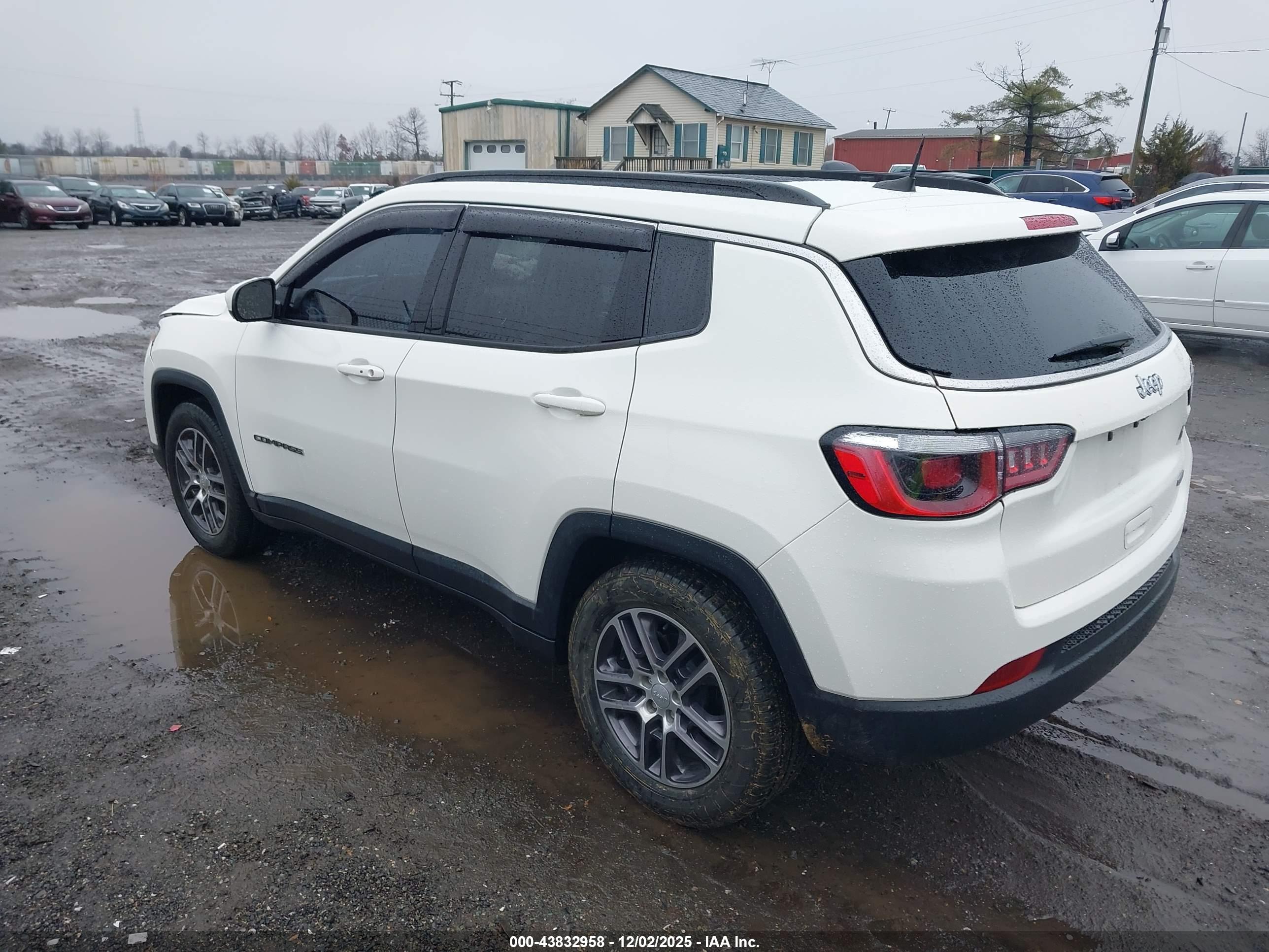 JEEP COMPASS image 3