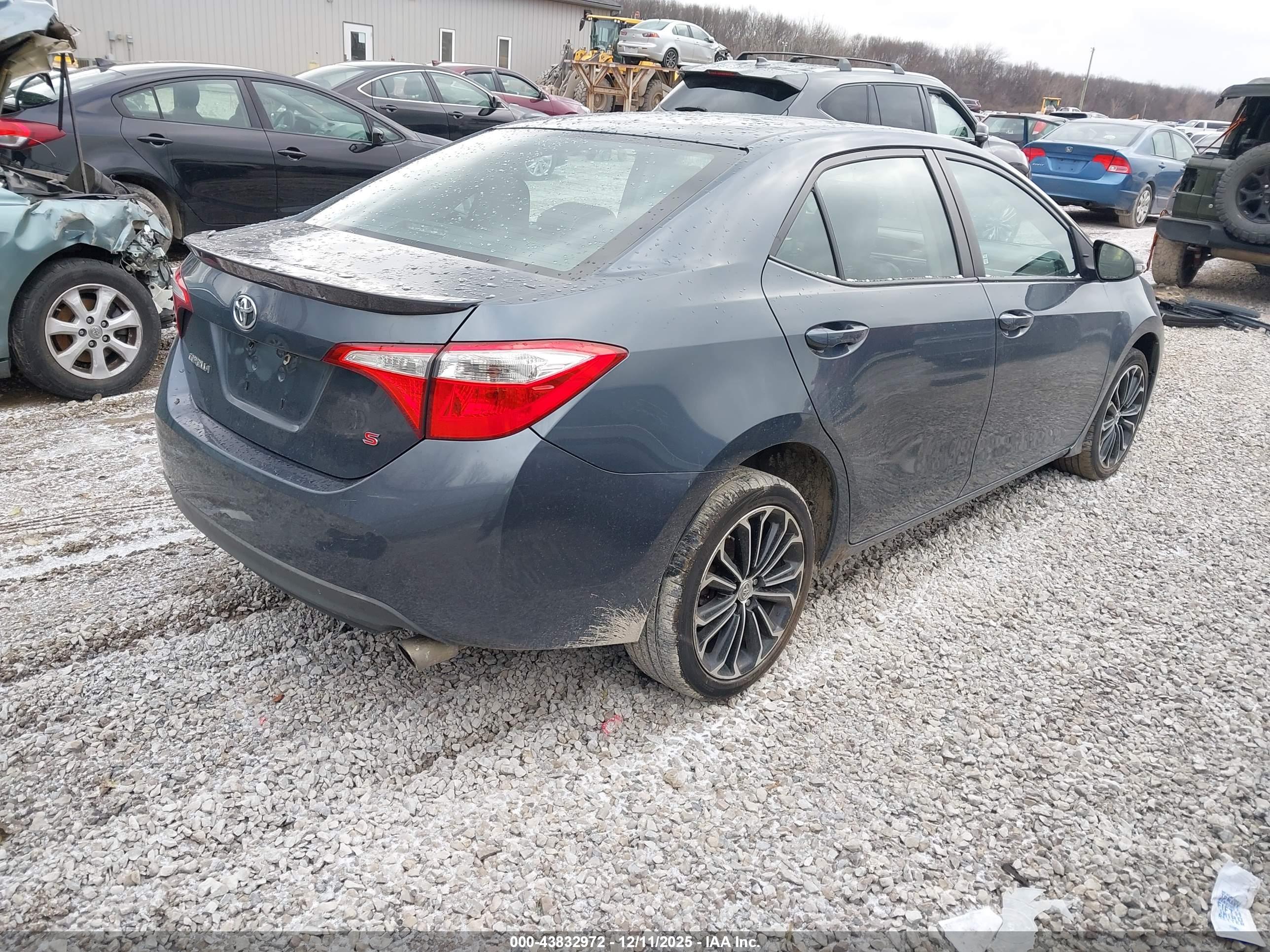 TOYOTA COROLLA image 4