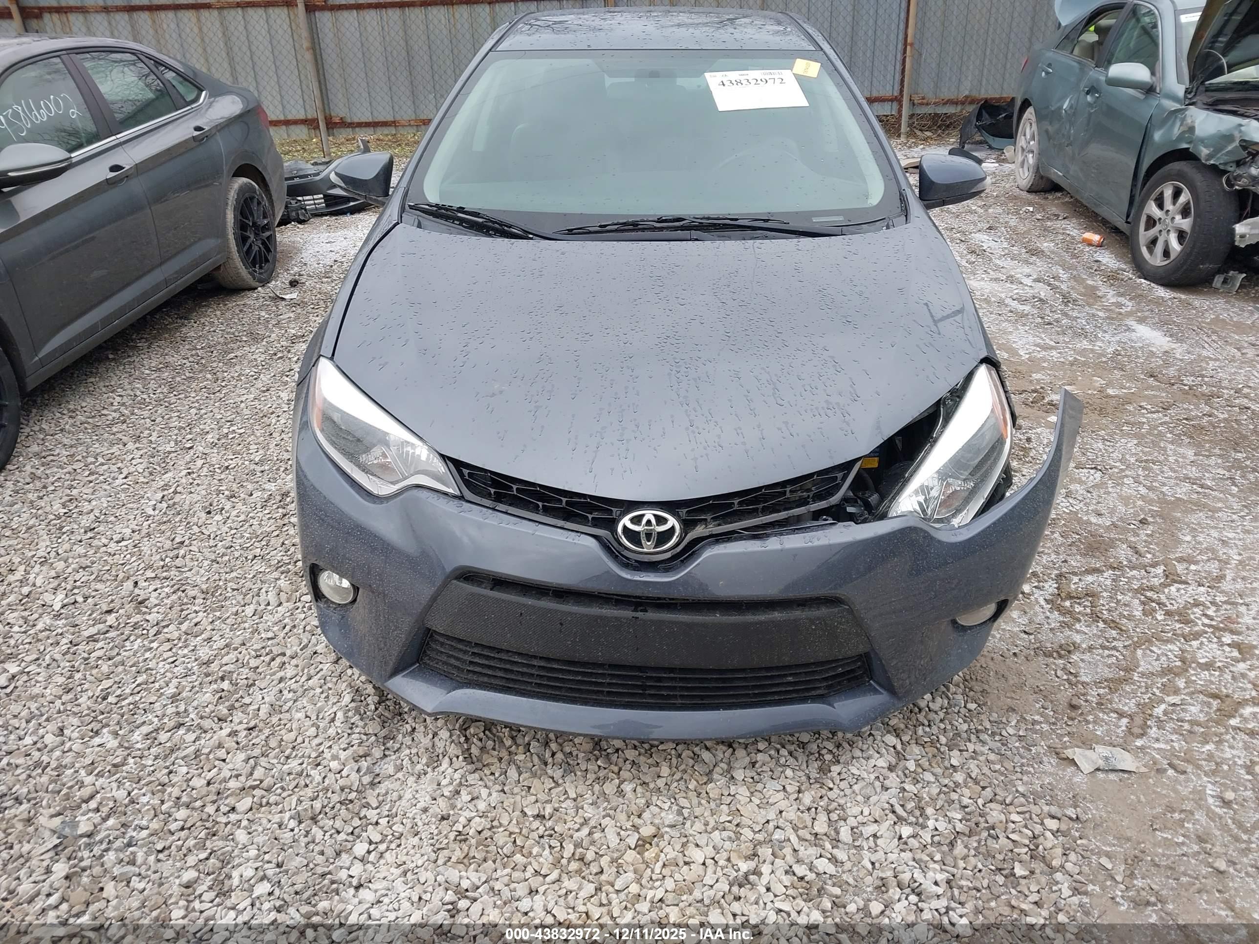 TOYOTA COROLLA image 6
