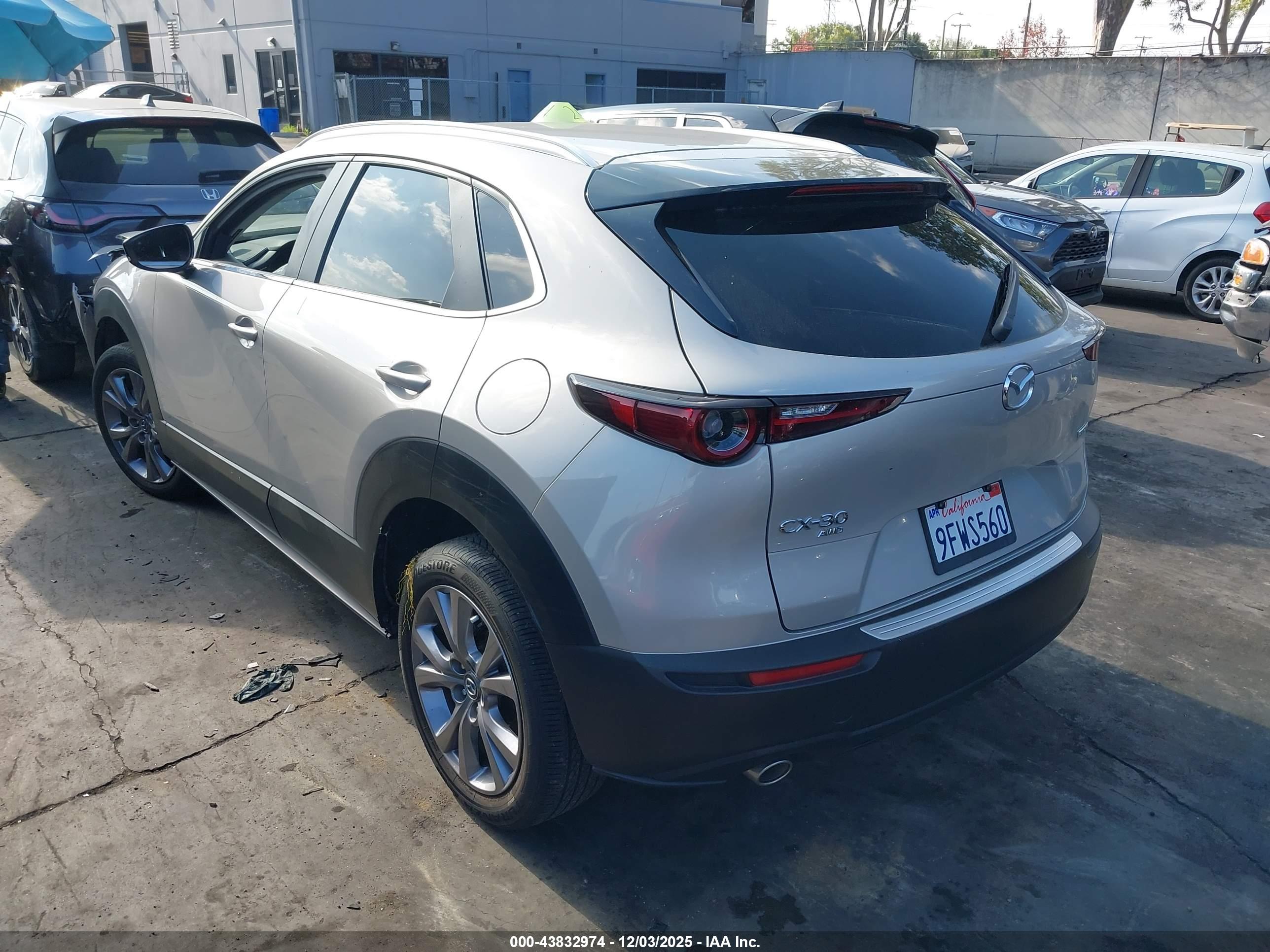 MAZDA CX-30 image 3