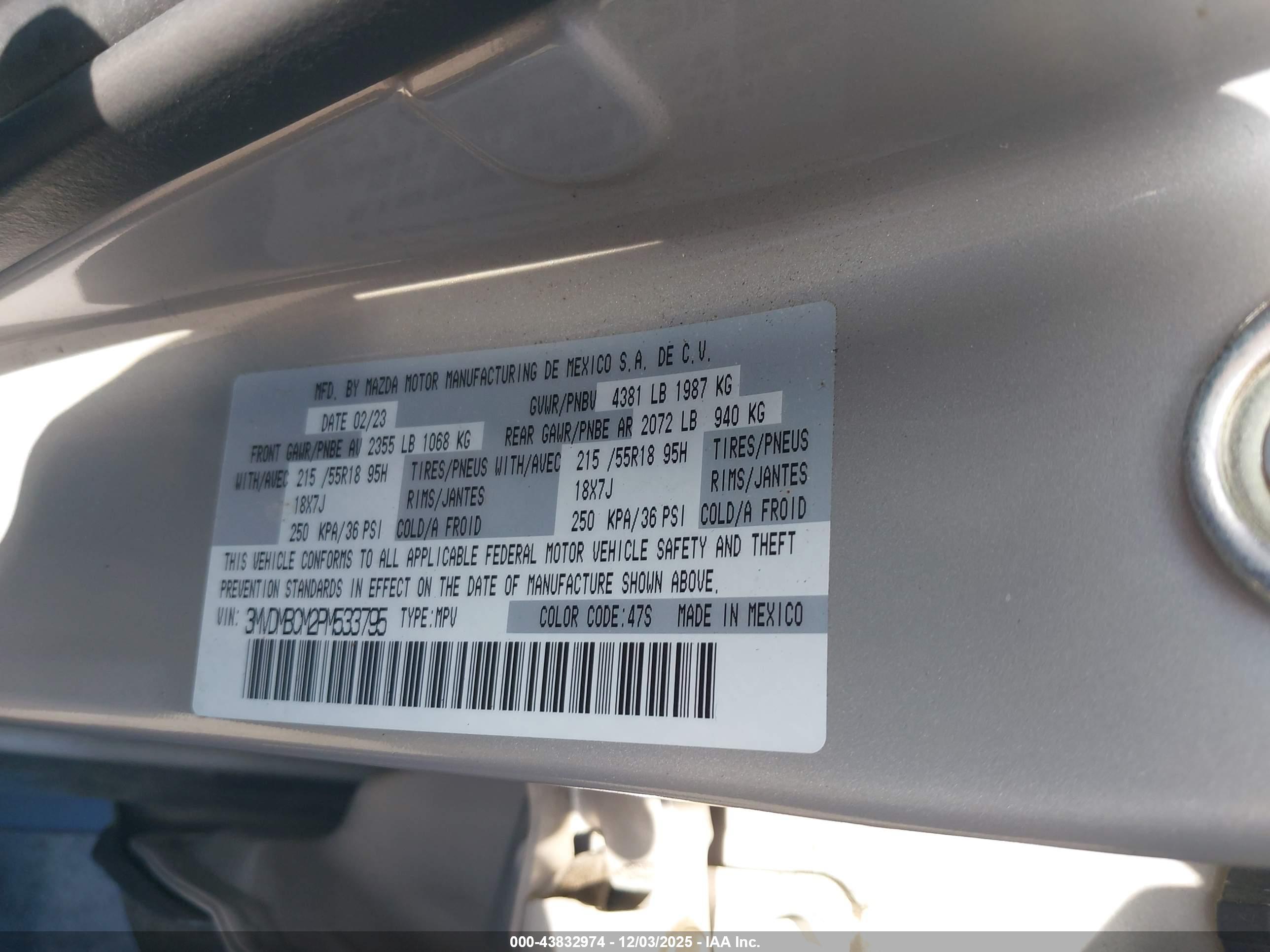 MAZDA CX-30 image 9