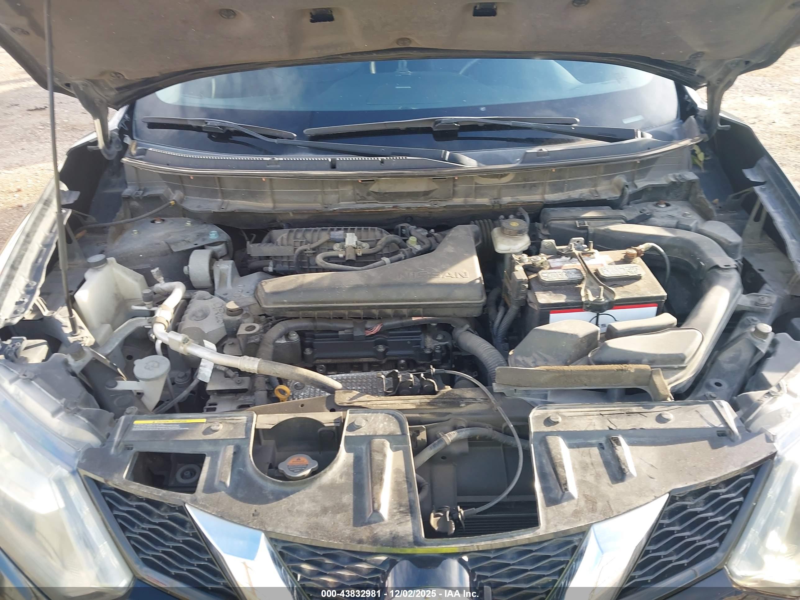 NISSAN ROGUE image 10