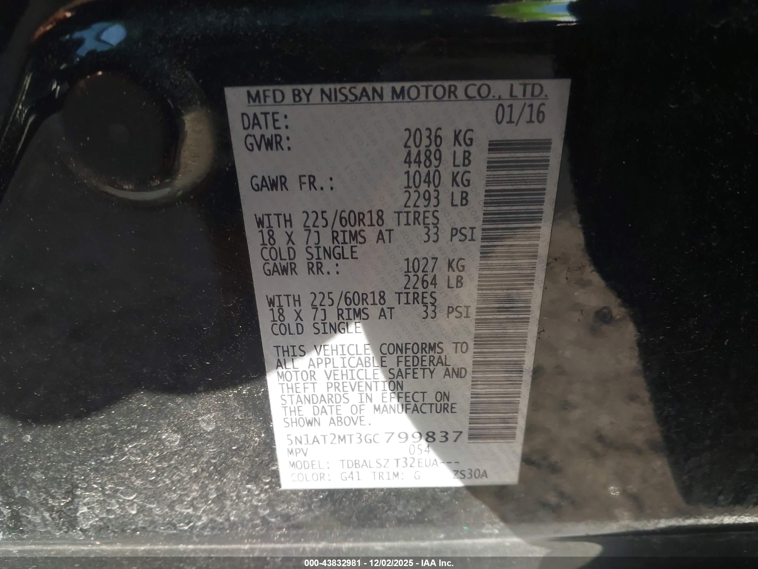NISSAN ROGUE image 9