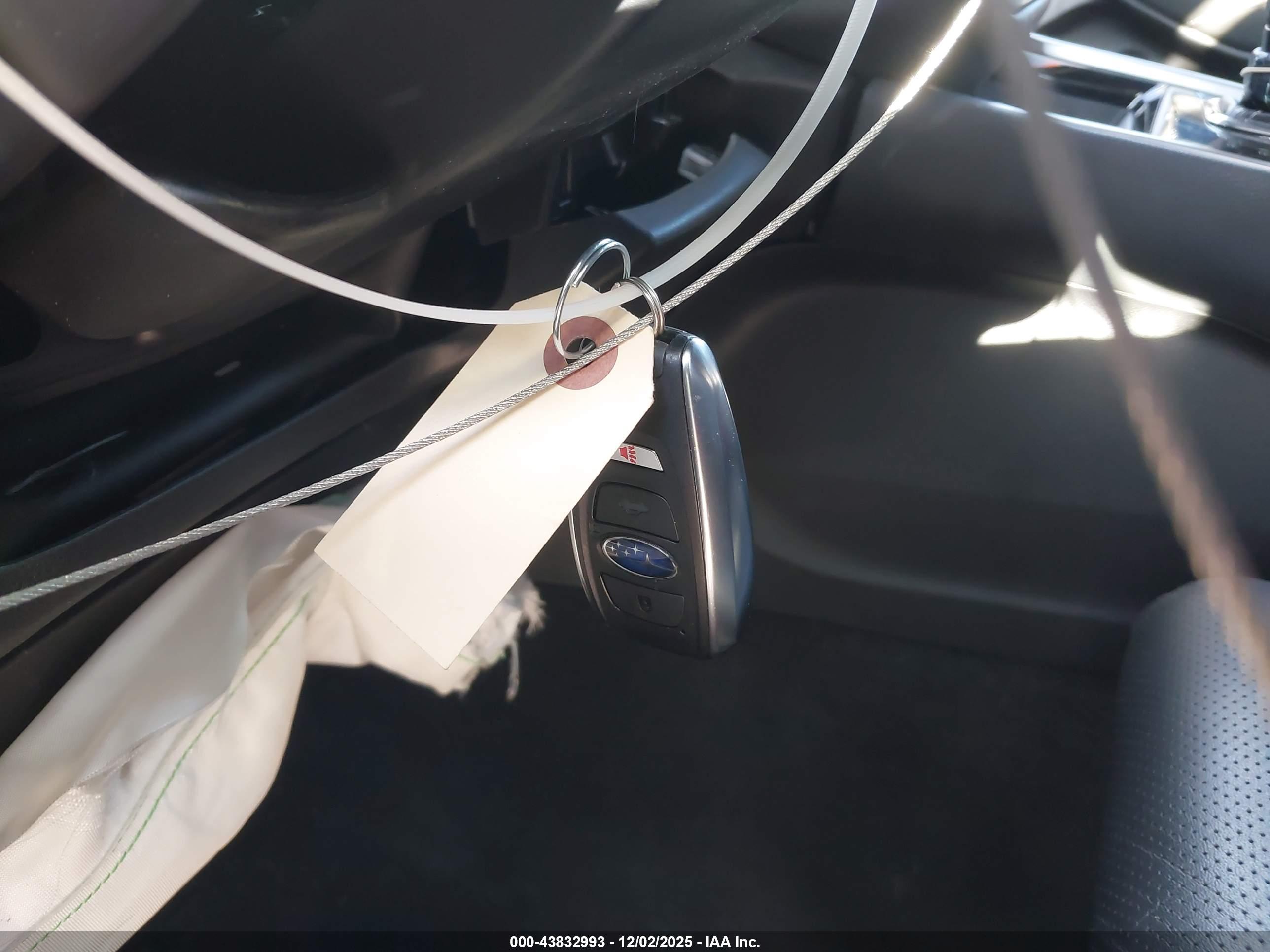 SUBARU OUTBACK image 11