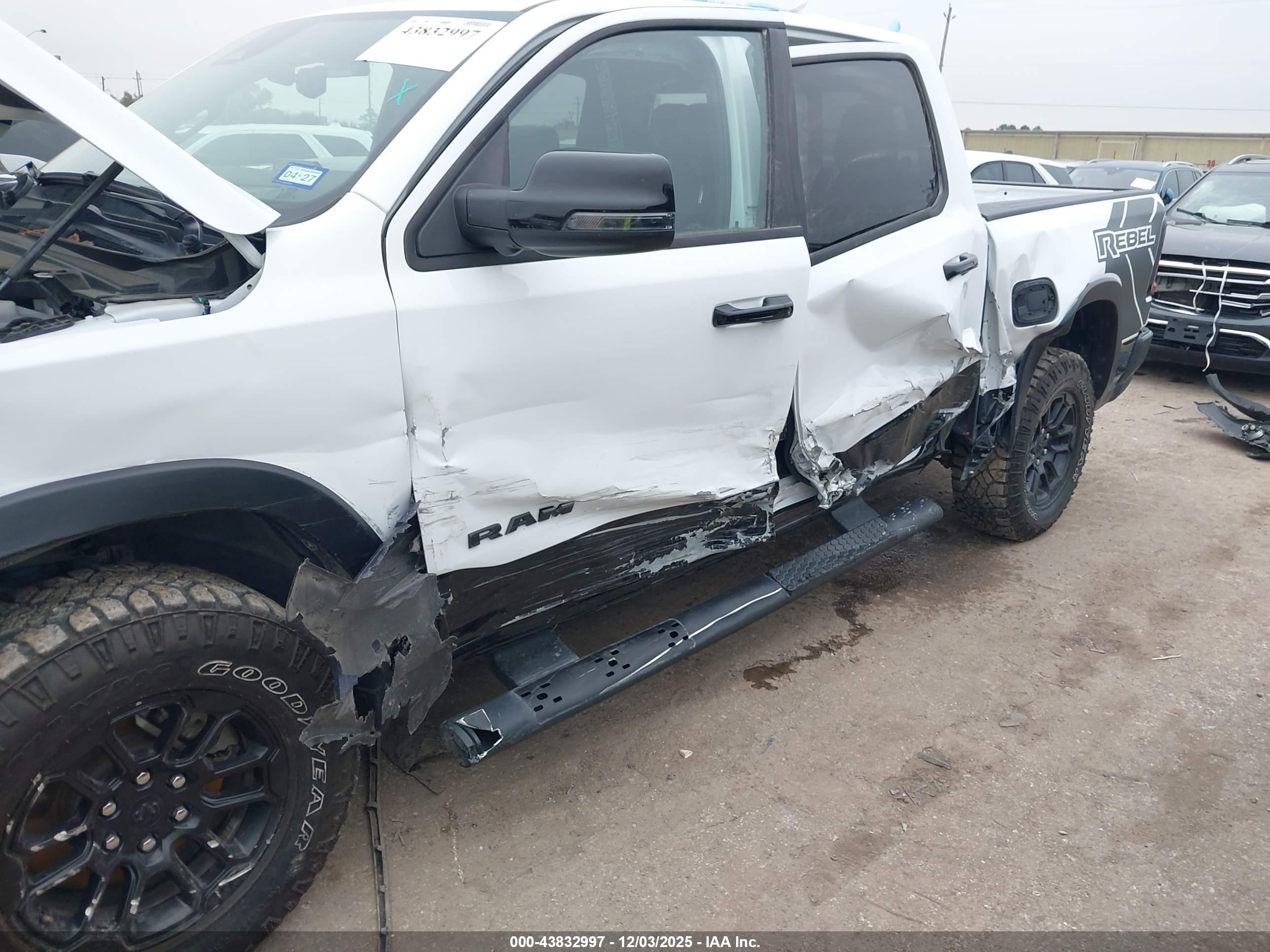 RAM 1500 image 6