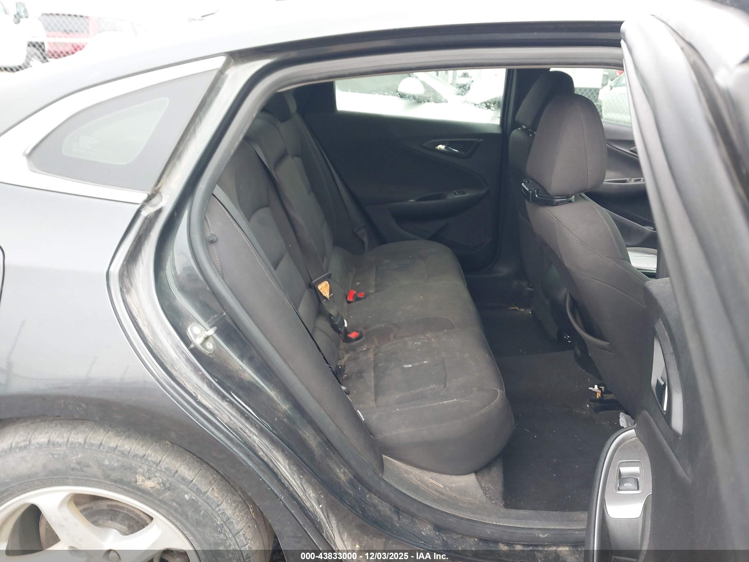 CHEVROLET MALIBU image 8