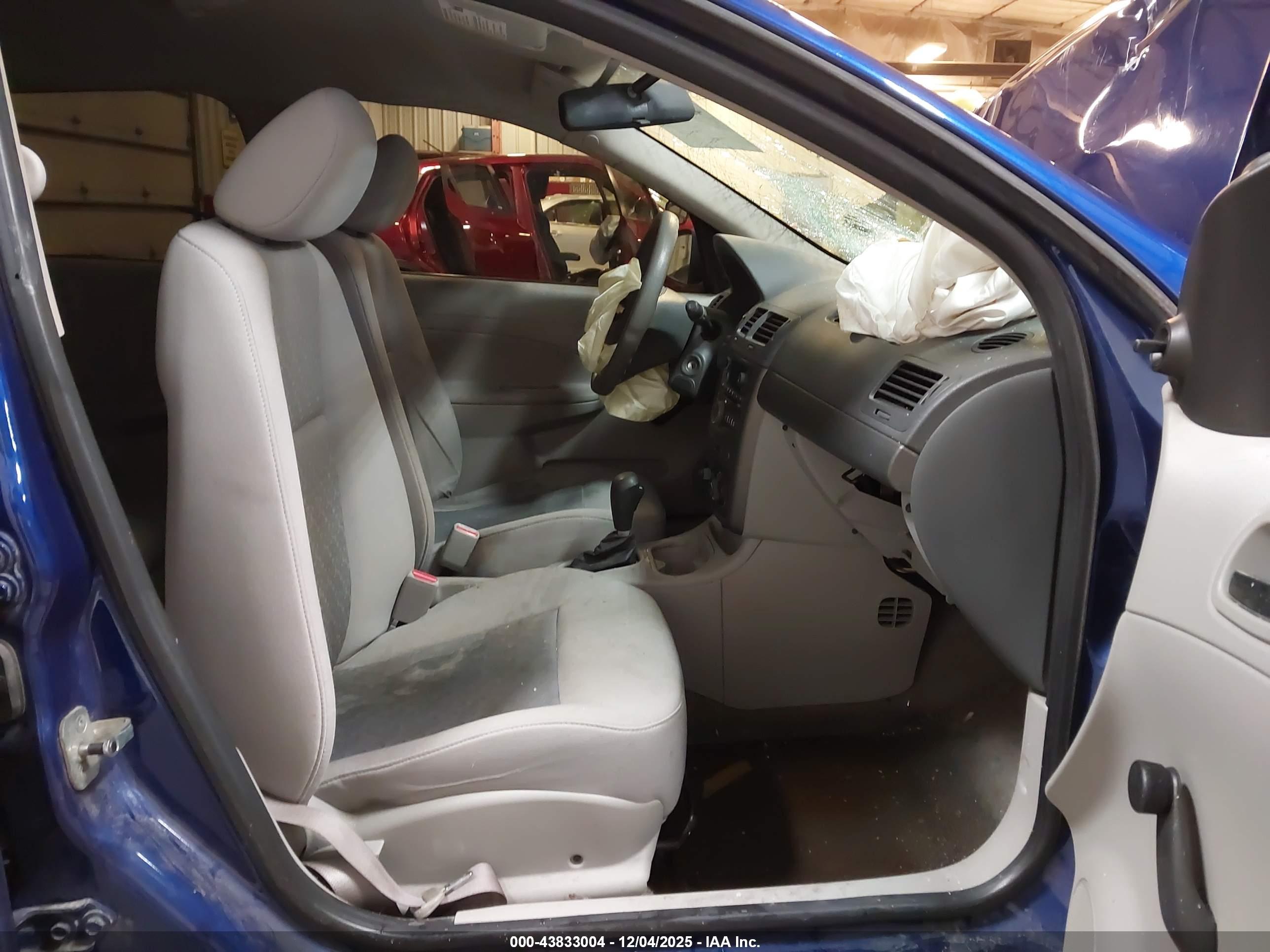 CHEVROLET COBALT image 5