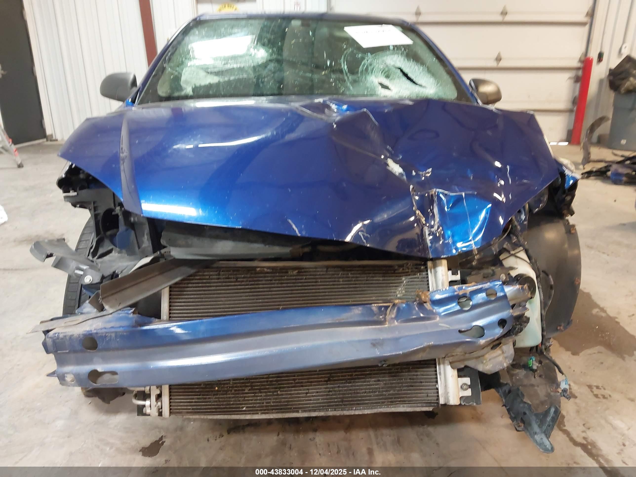 CHEVROLET COBALT image 6