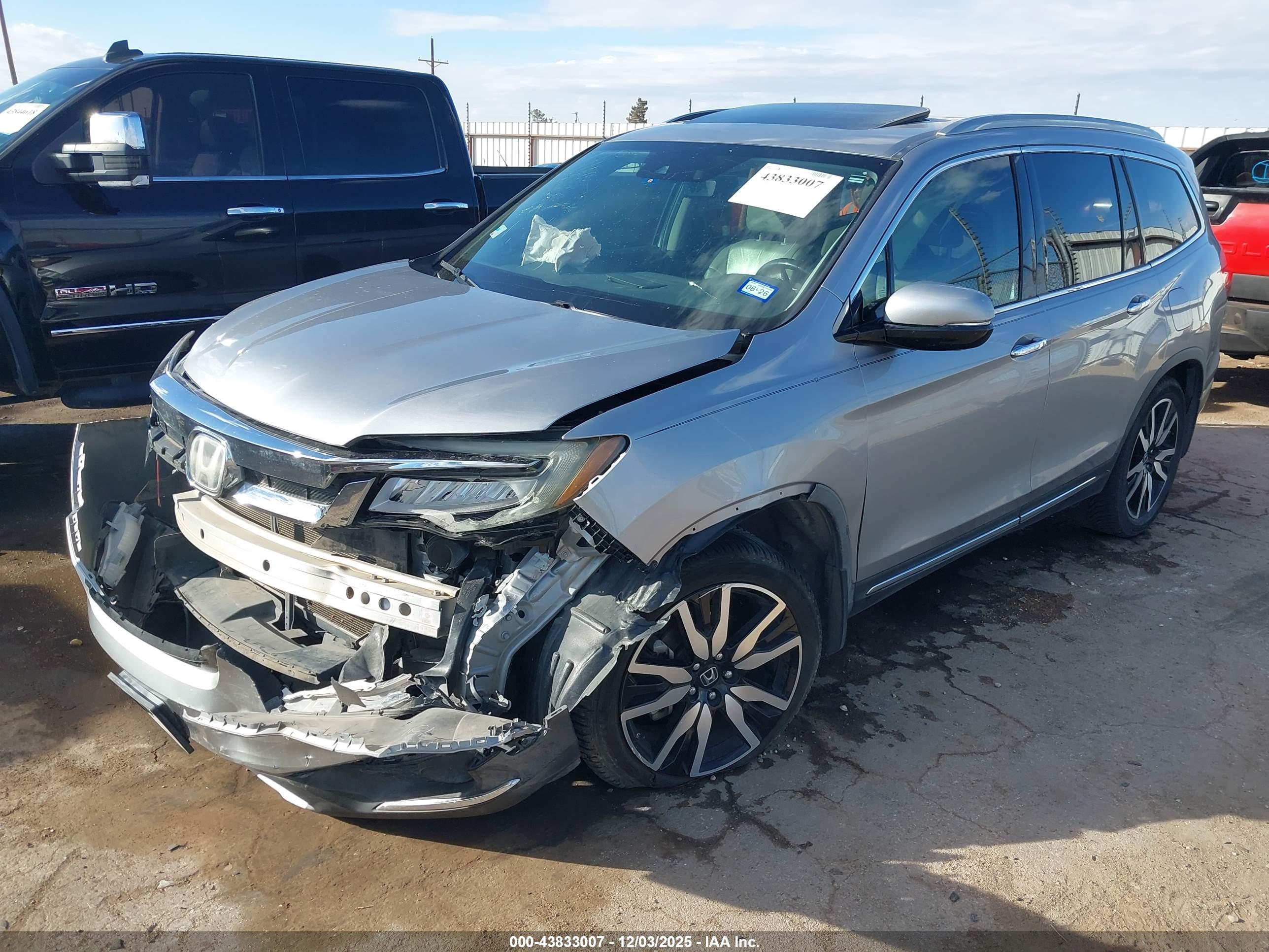 HONDA PILOT image 2