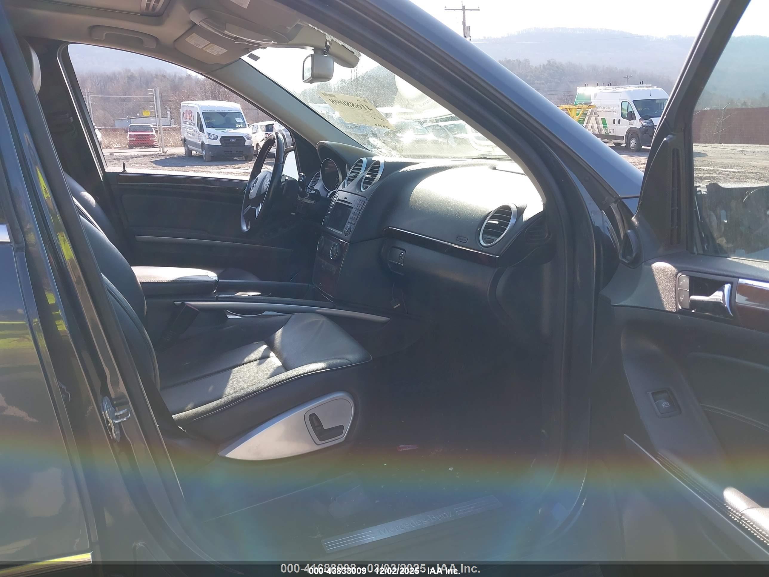 MERCEDES-BENZ GL image 5